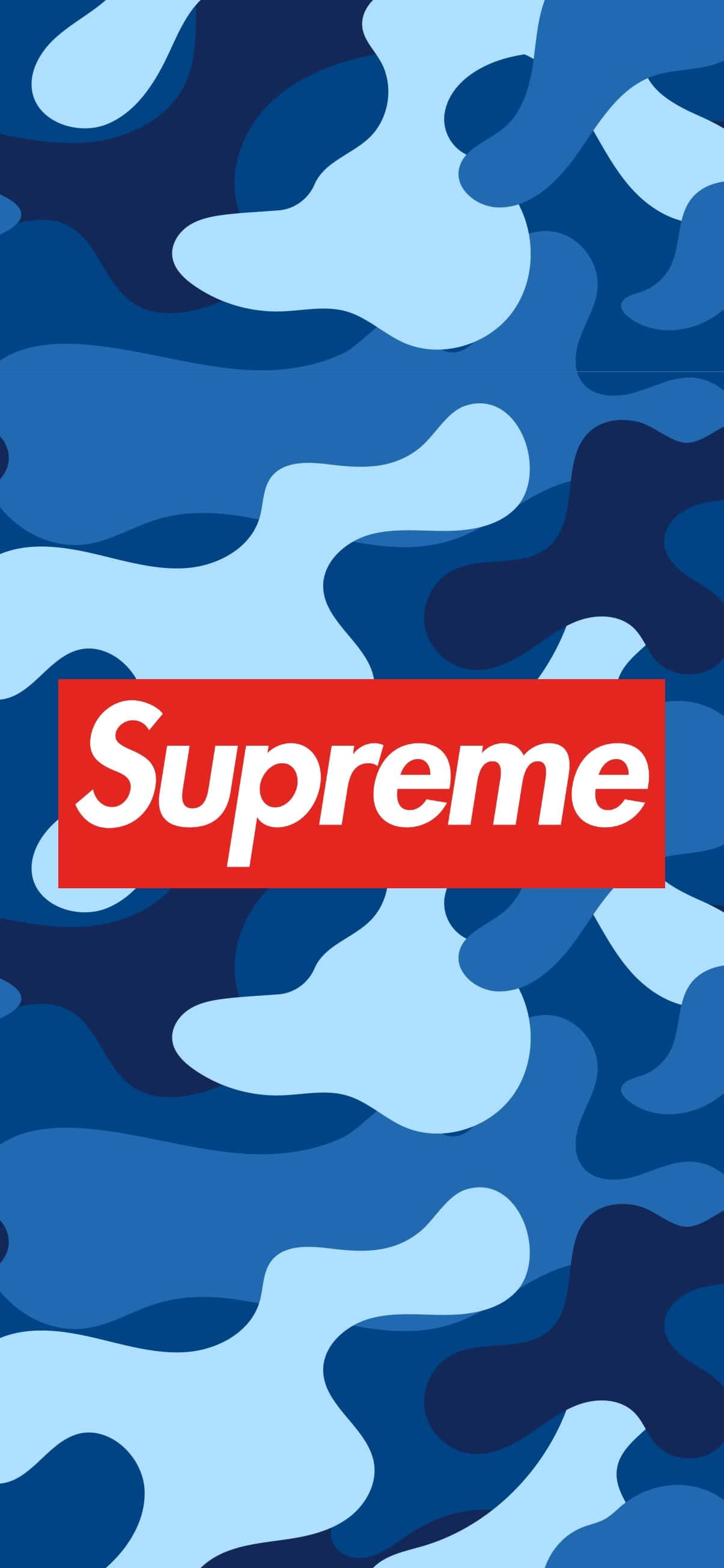 'n Nabyfoto van 'n stylvolle Blou BAPE Camo druk. Muurpapier
