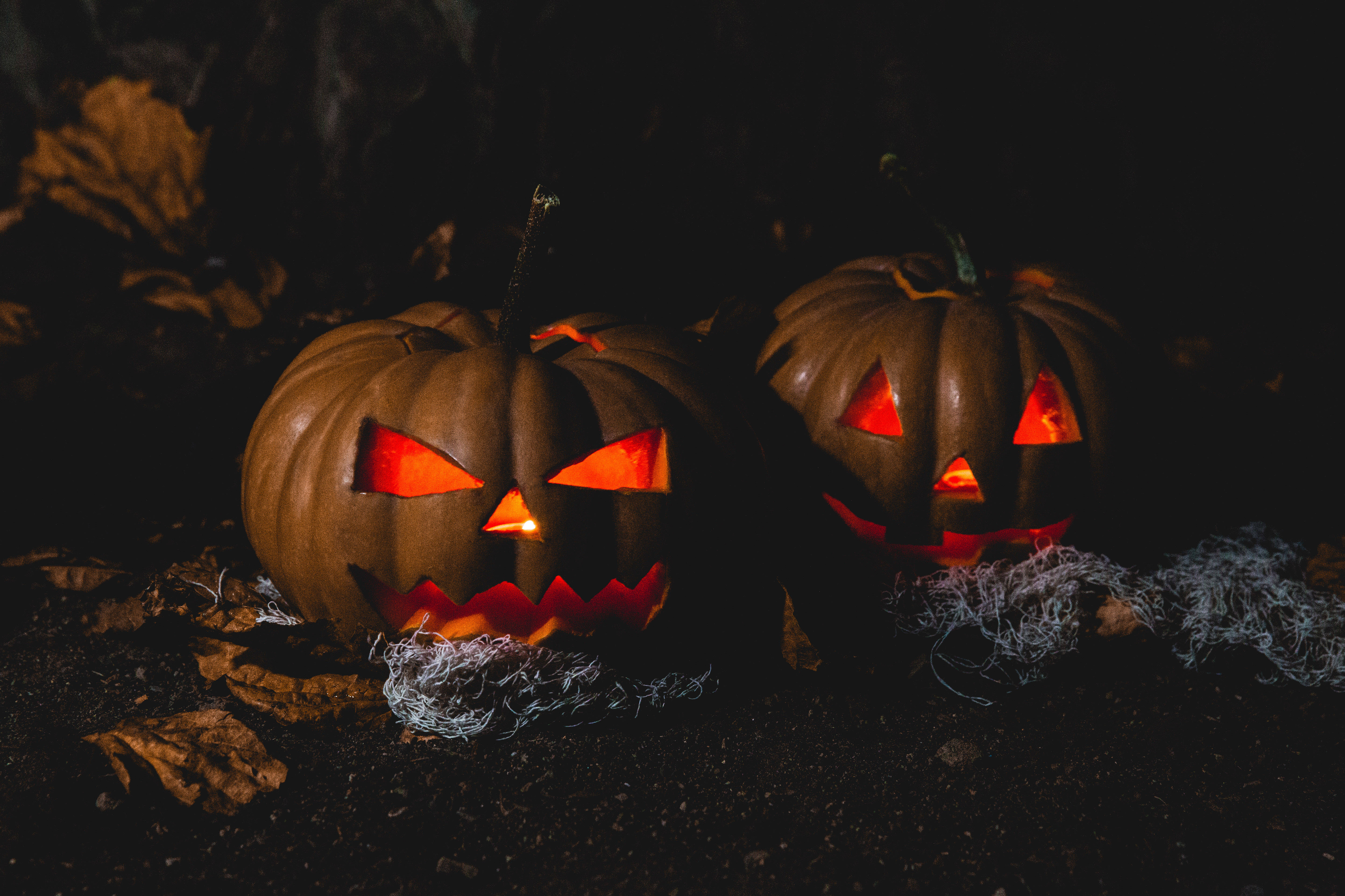 “’n Spookagtige Pampoen vir ’n Vreesaanjaende Halloween” Muurpapier