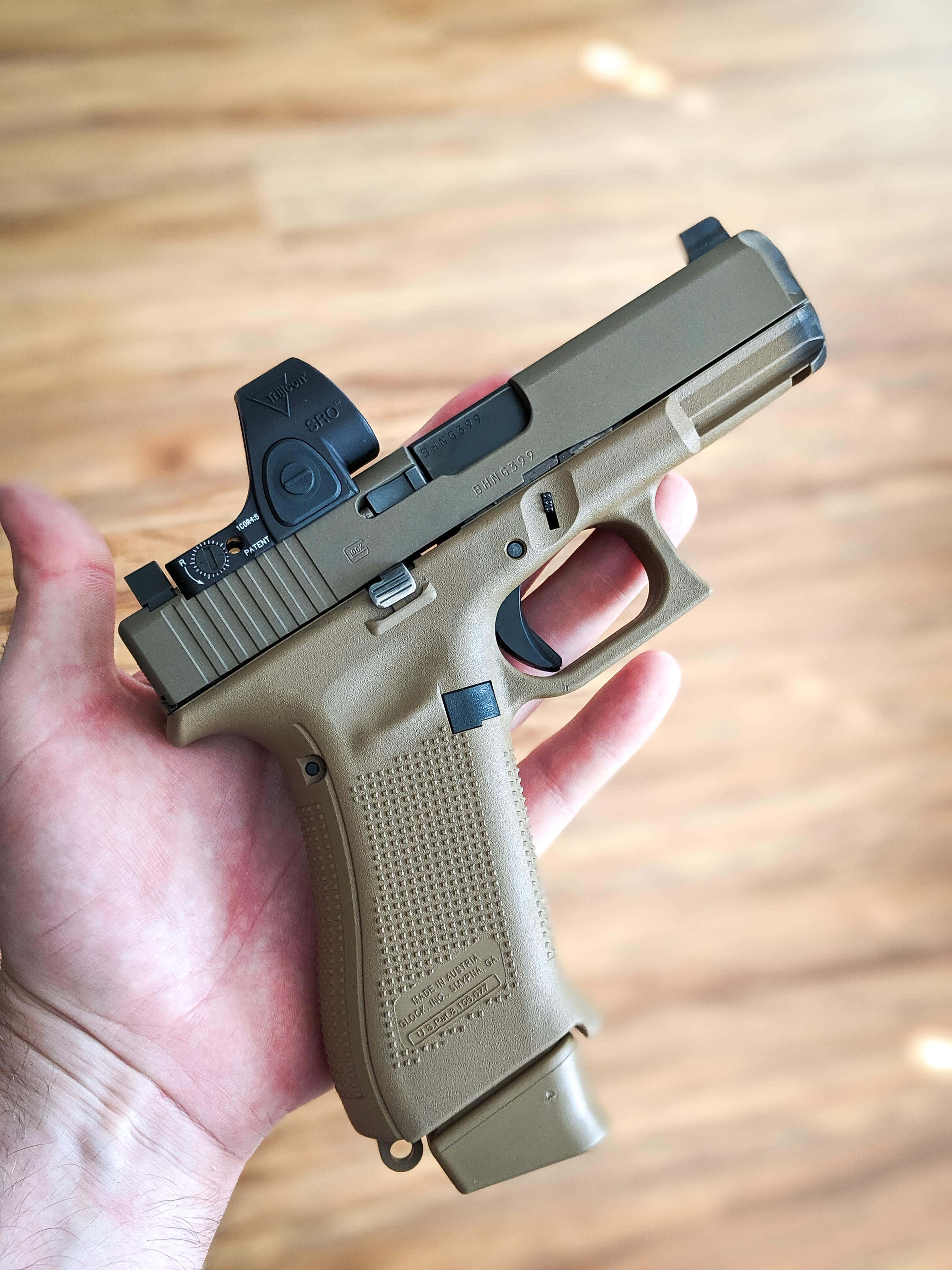 Nabyfoto Van 'n Glock 19 Muurpapier