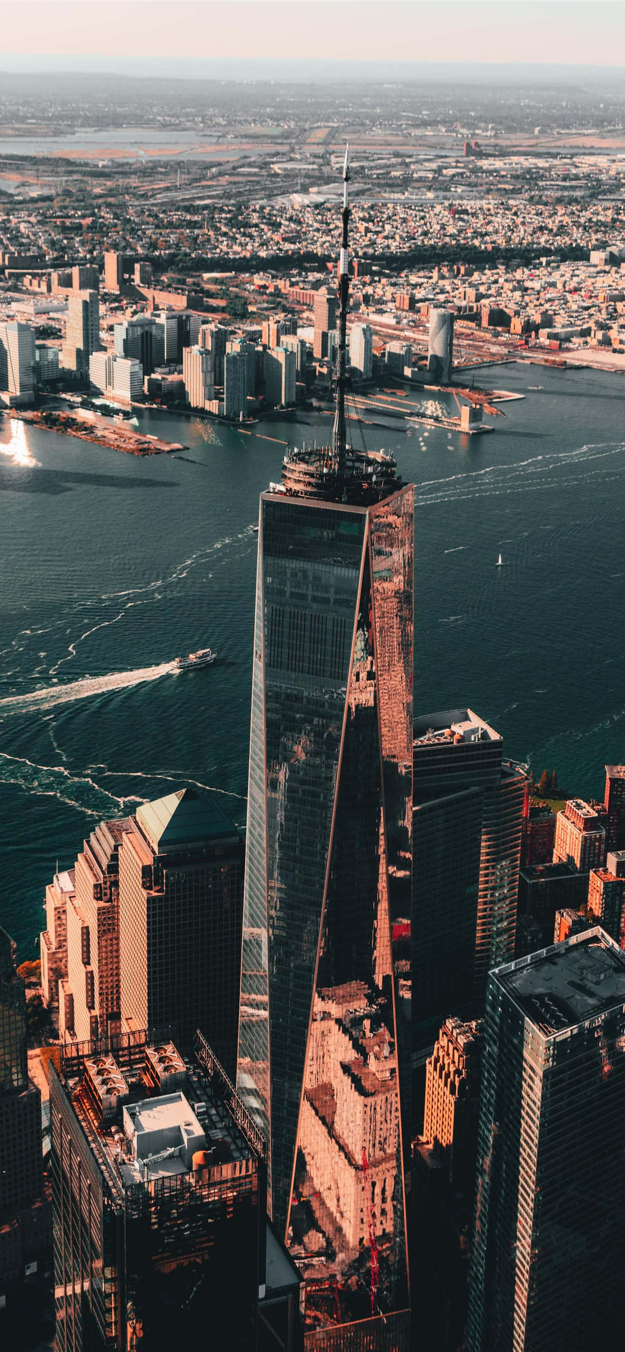 New York Vryheidstoring Filmiese Topskoot Muurpapier