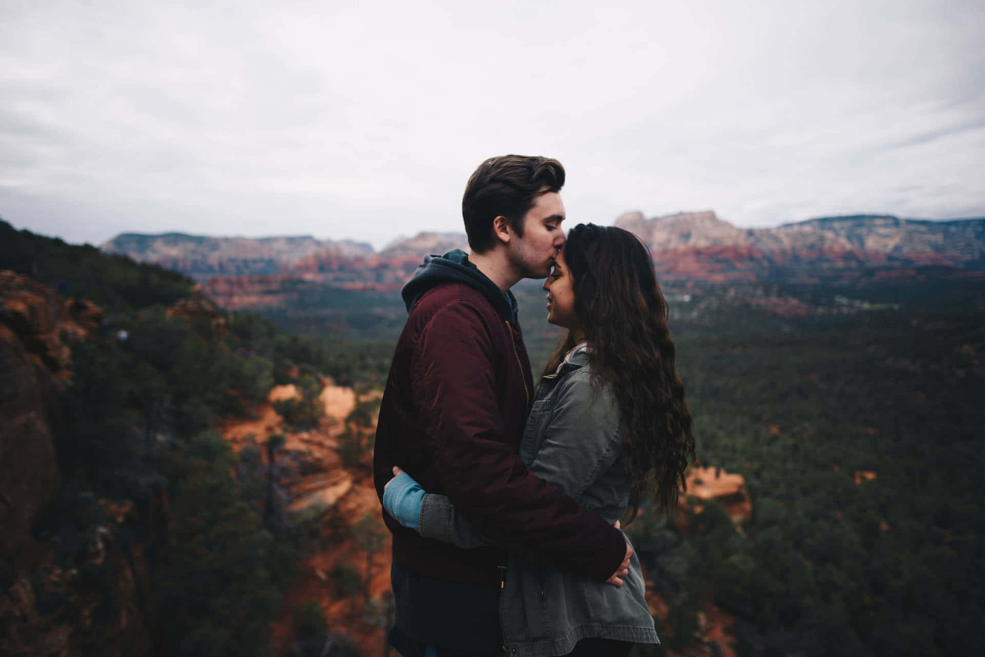 Niks is Belangriker as Hierdie Oomblik van Romantiese Liefde Muurpapier