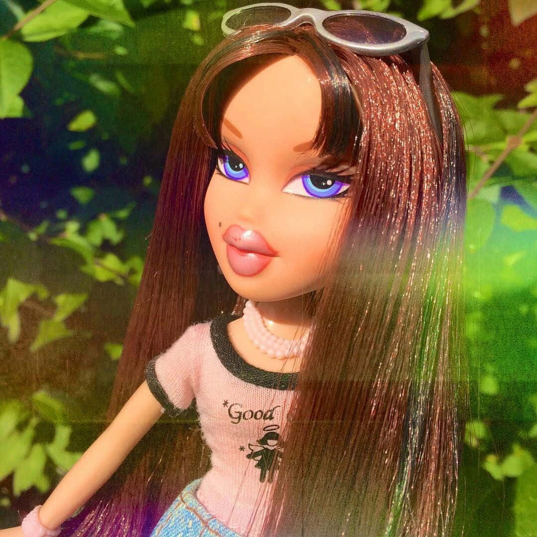 Omhels jou innerlike Bratz-modeskepper! Muurpapier