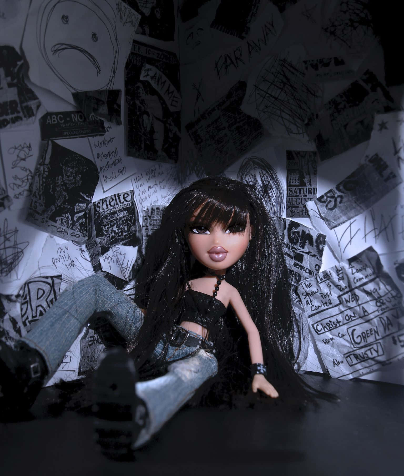 Omhels Jou Persoonlike Styl met Bratz-estetika Muurpapier