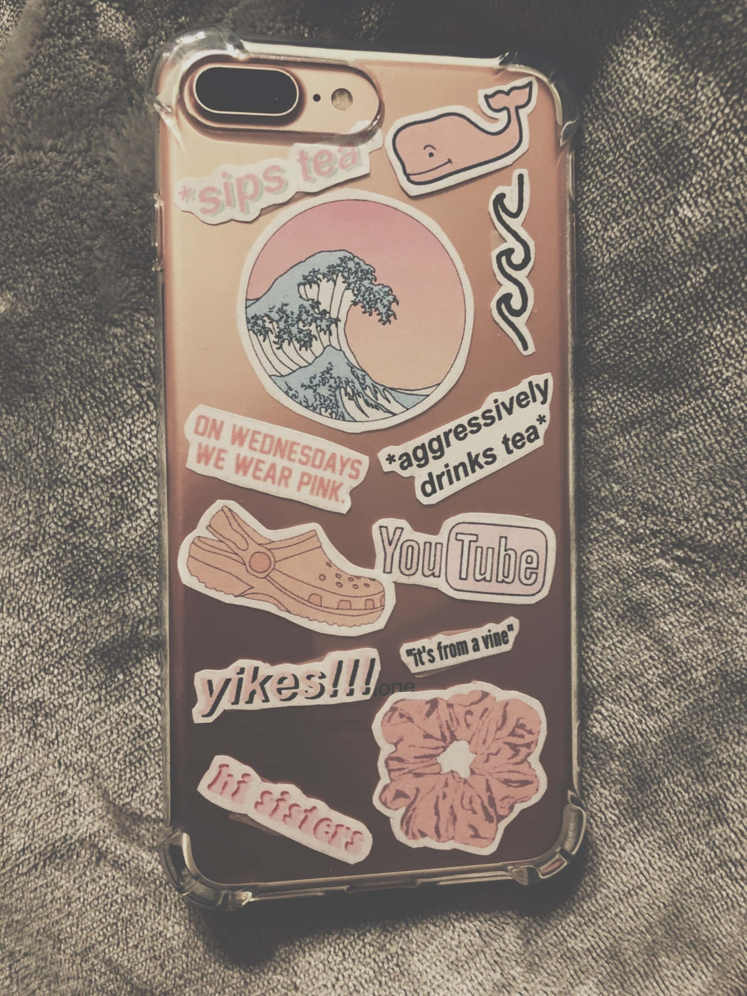 Ontsluit Styl met Estetiese iPhone Muurpapier