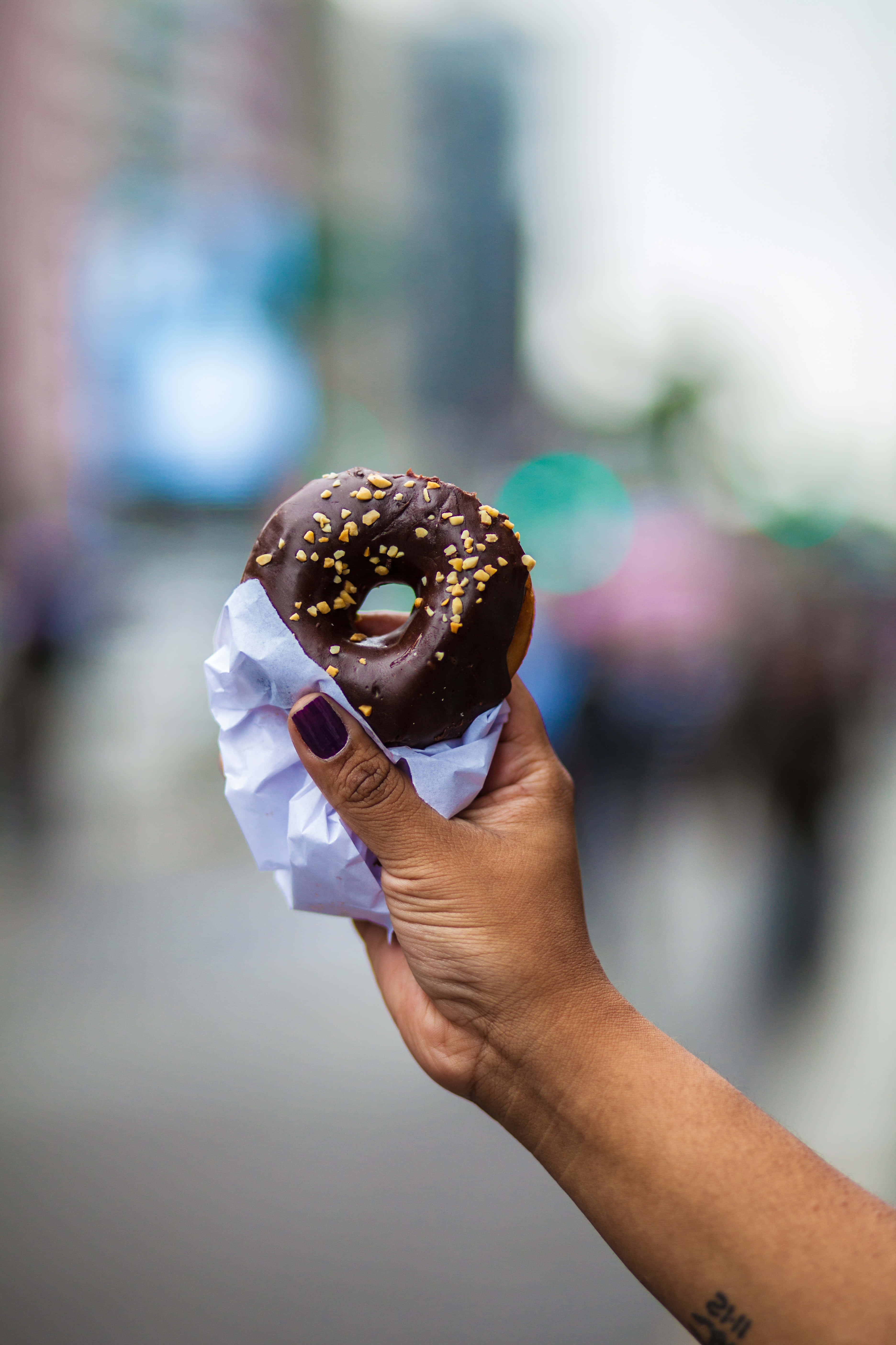 Onweerstaanbare Donuts wat Borrel van Geur Muurpapier