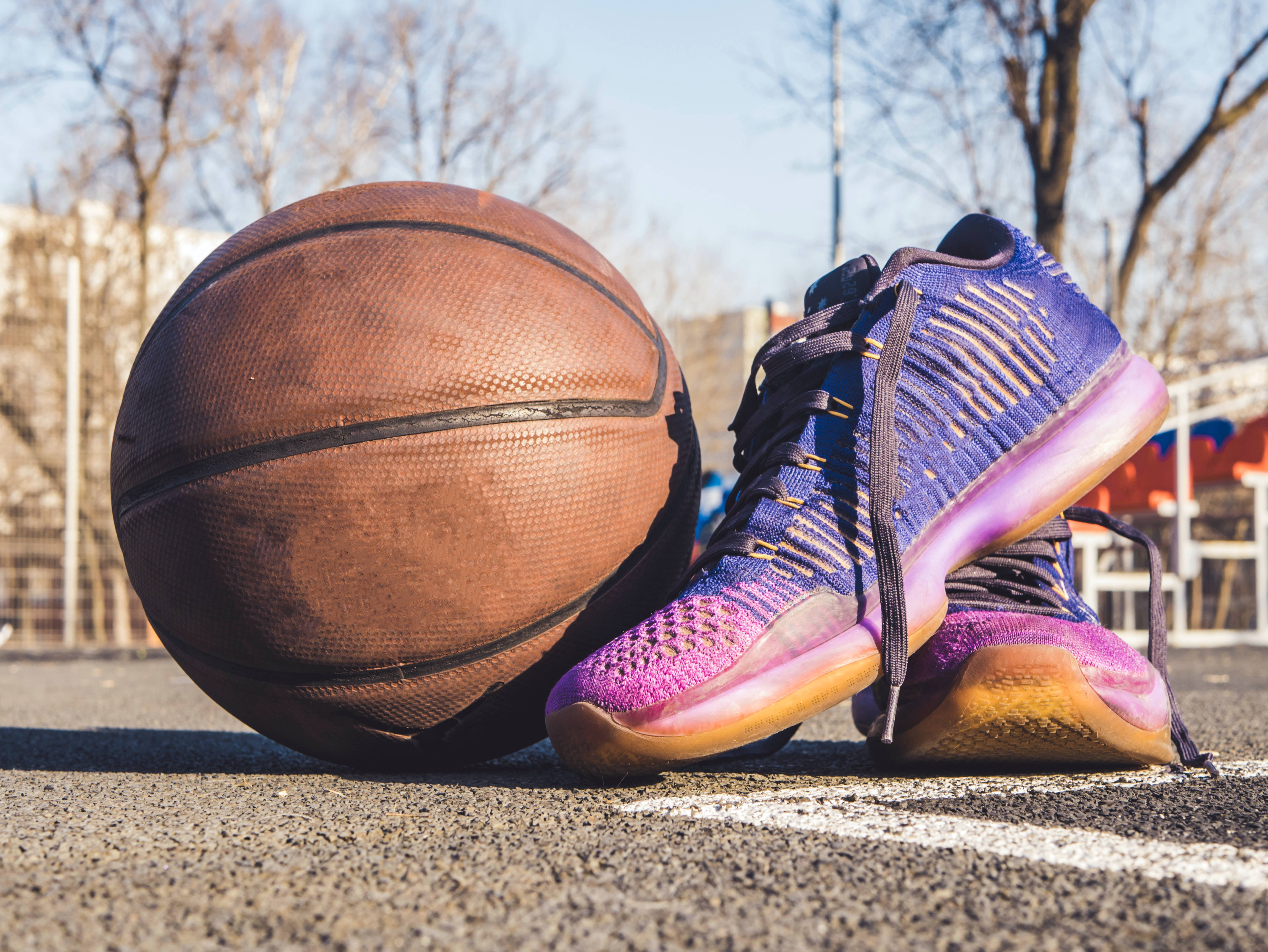 Pers Basketskoene Muurpapier