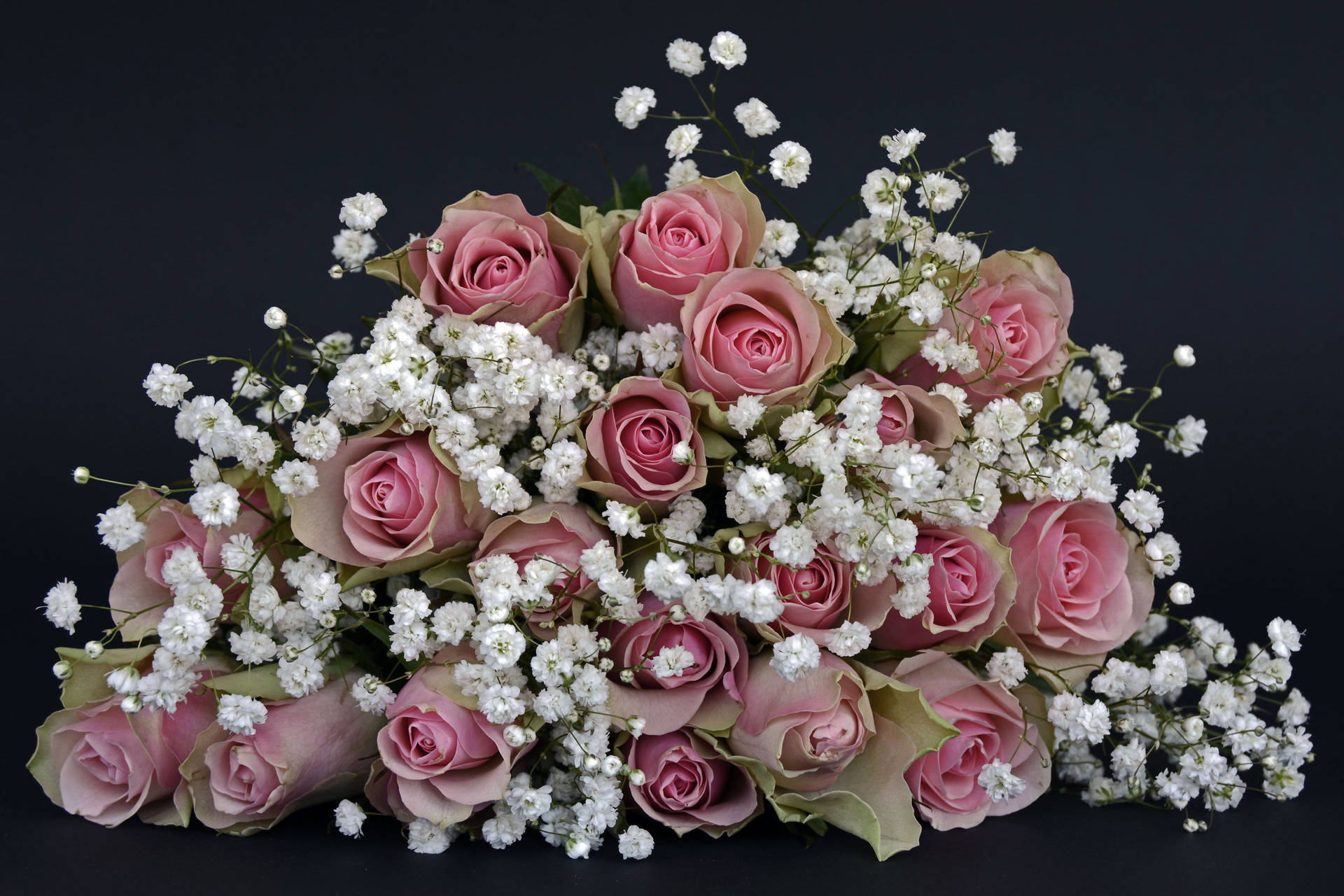 Voorskou-agtergrond rose, ruiker, versiering