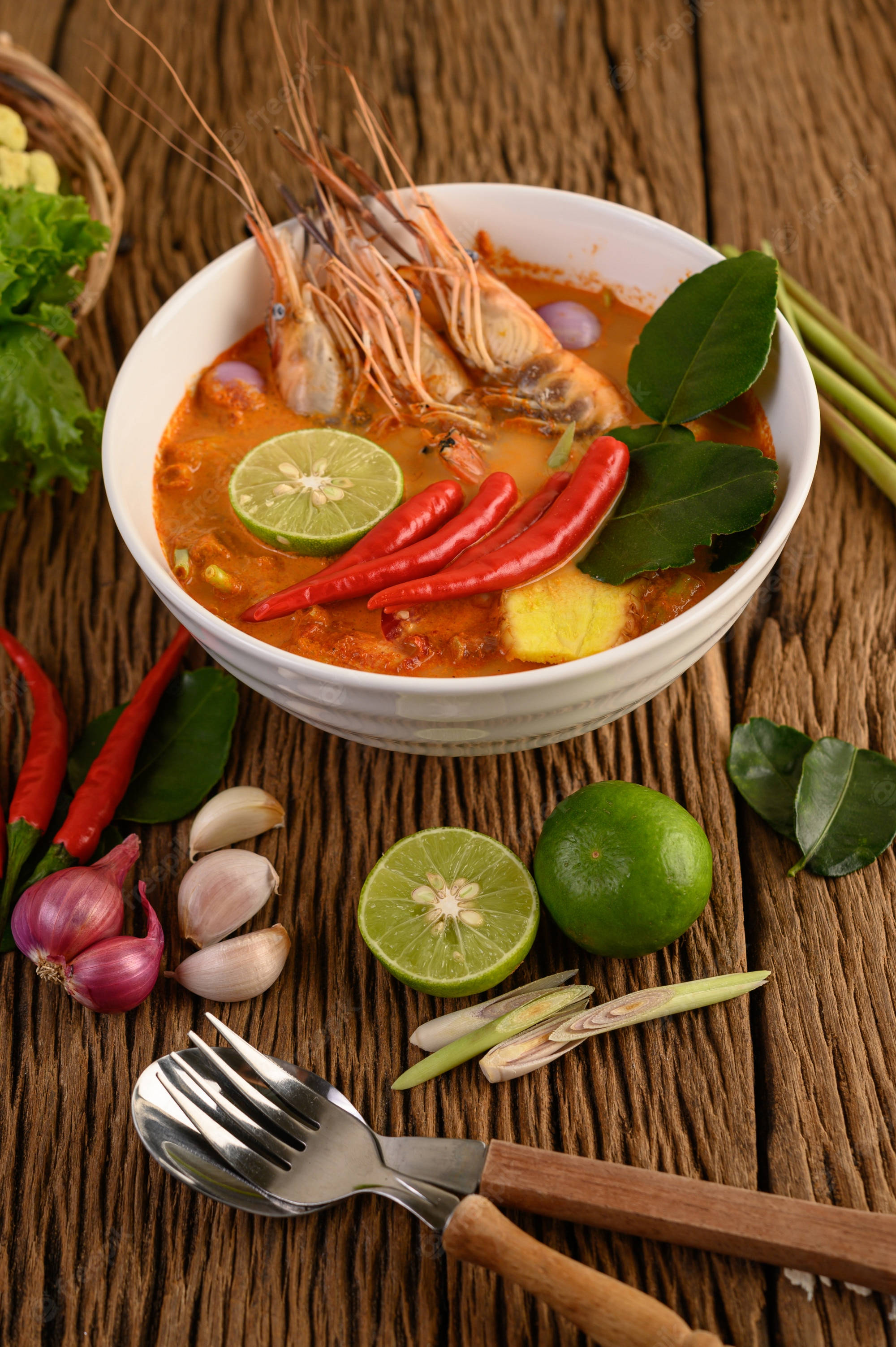 Pittige Tom Yum-sop met garnale Muurpapier