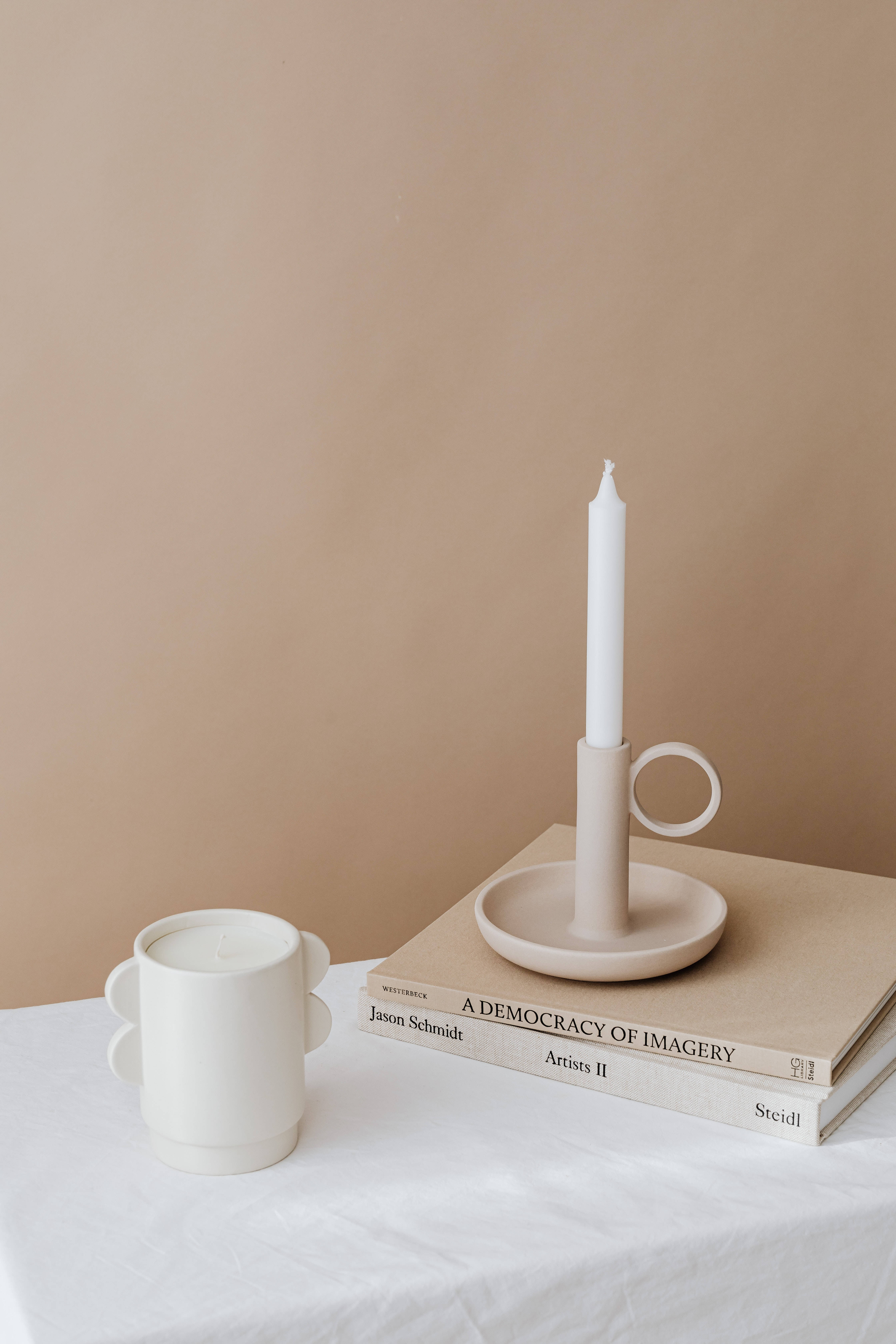 Preppy Estetiese Wit Tema Muurpapier