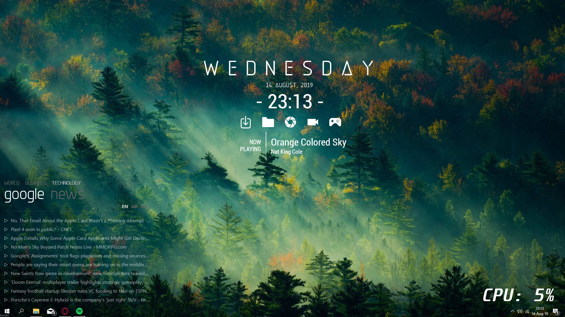 Rainmeter-vel wat 'n pragtige bos wys