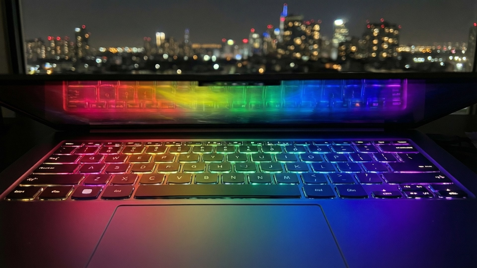 Reënboog-sleutelbord Chromebook Muurpapier