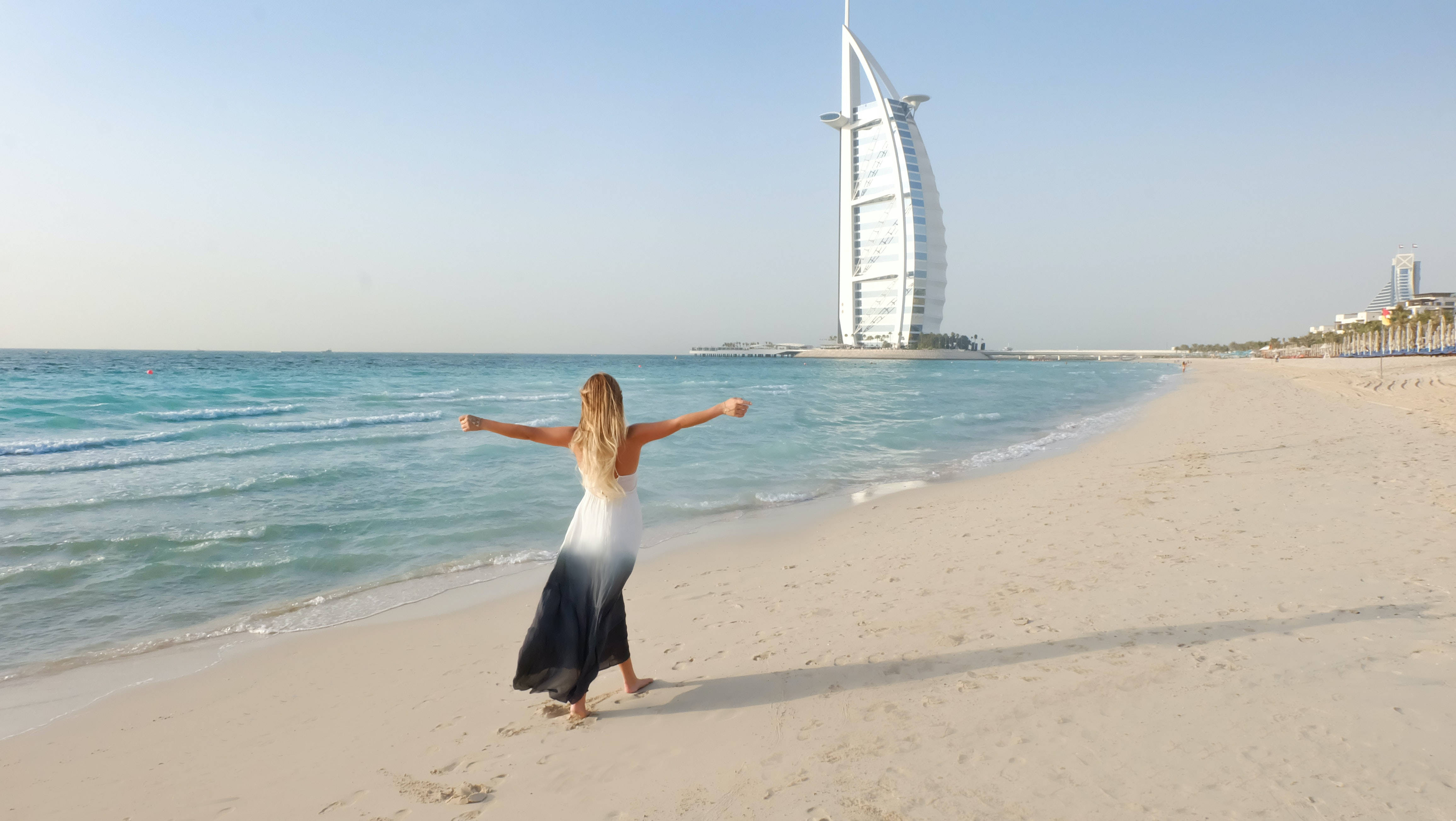 Reis 4K Dubai Muurpapier