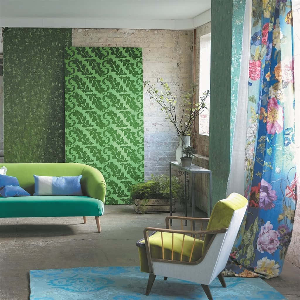 Rooi Bank in 'n Moderne Sitkamer Muurpapier