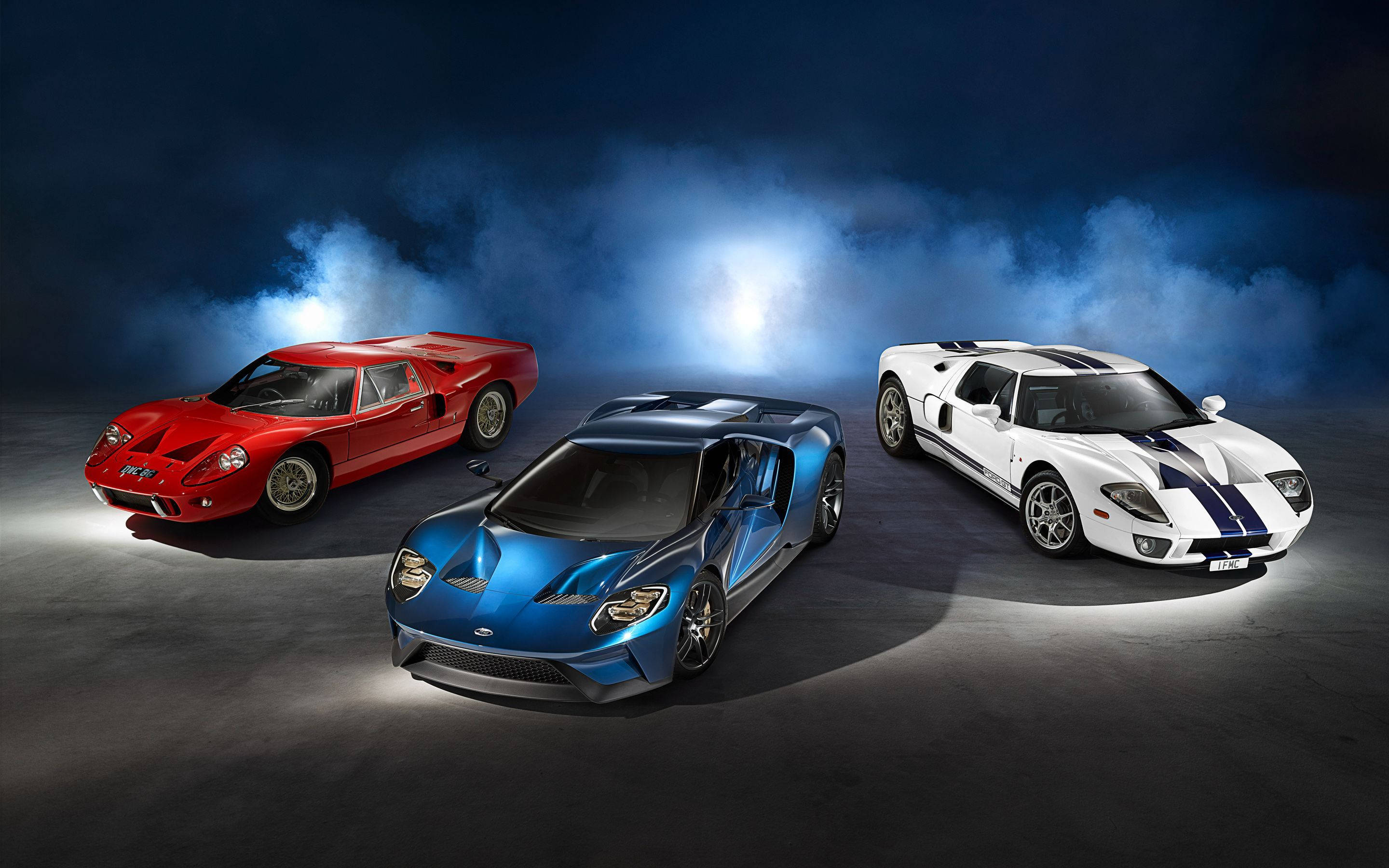 Rooi, Blou en Wit Ford GT — Koel motors Muurpapier