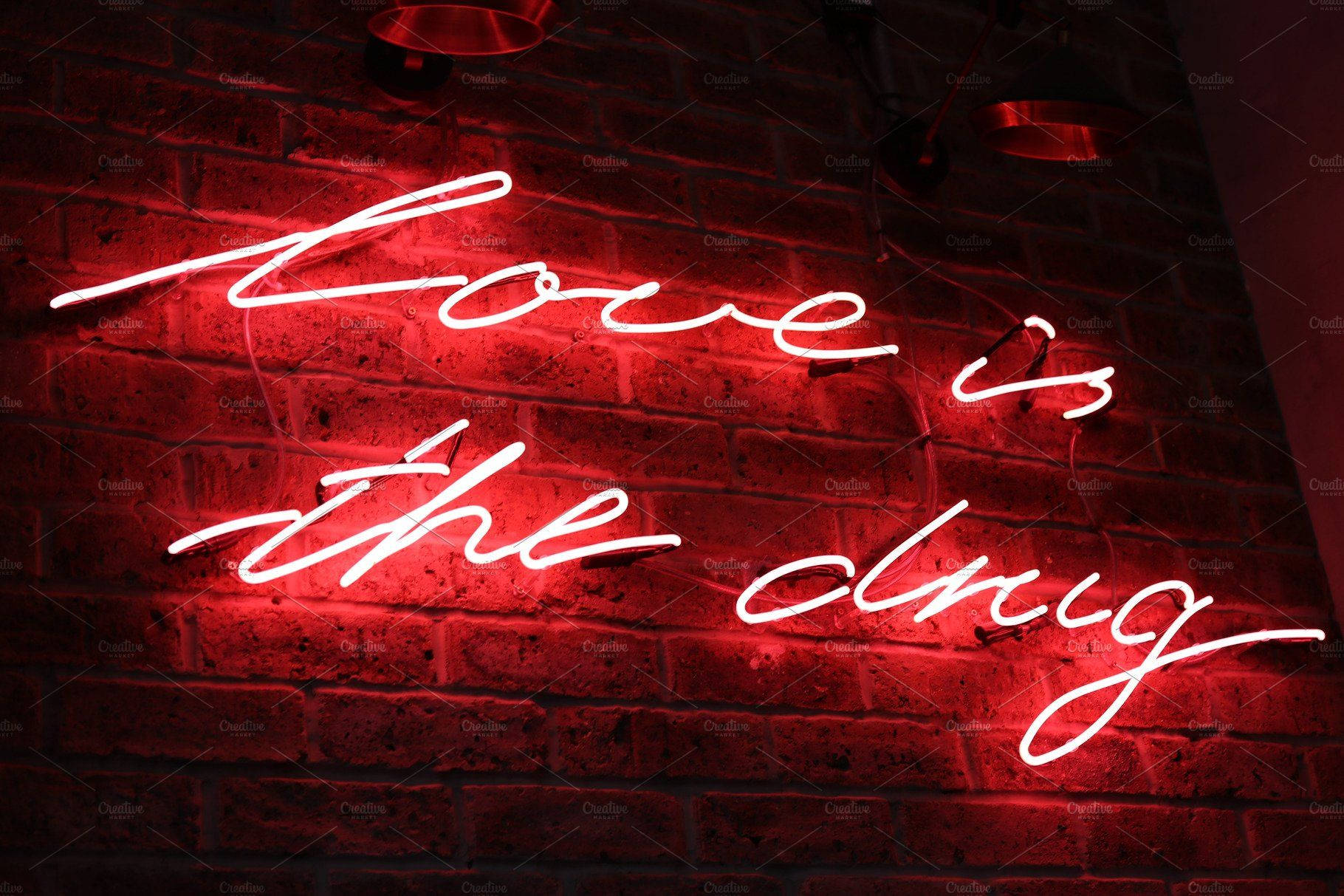 Rooi Estetiese Neon Liefde Dwelm Muurpapier