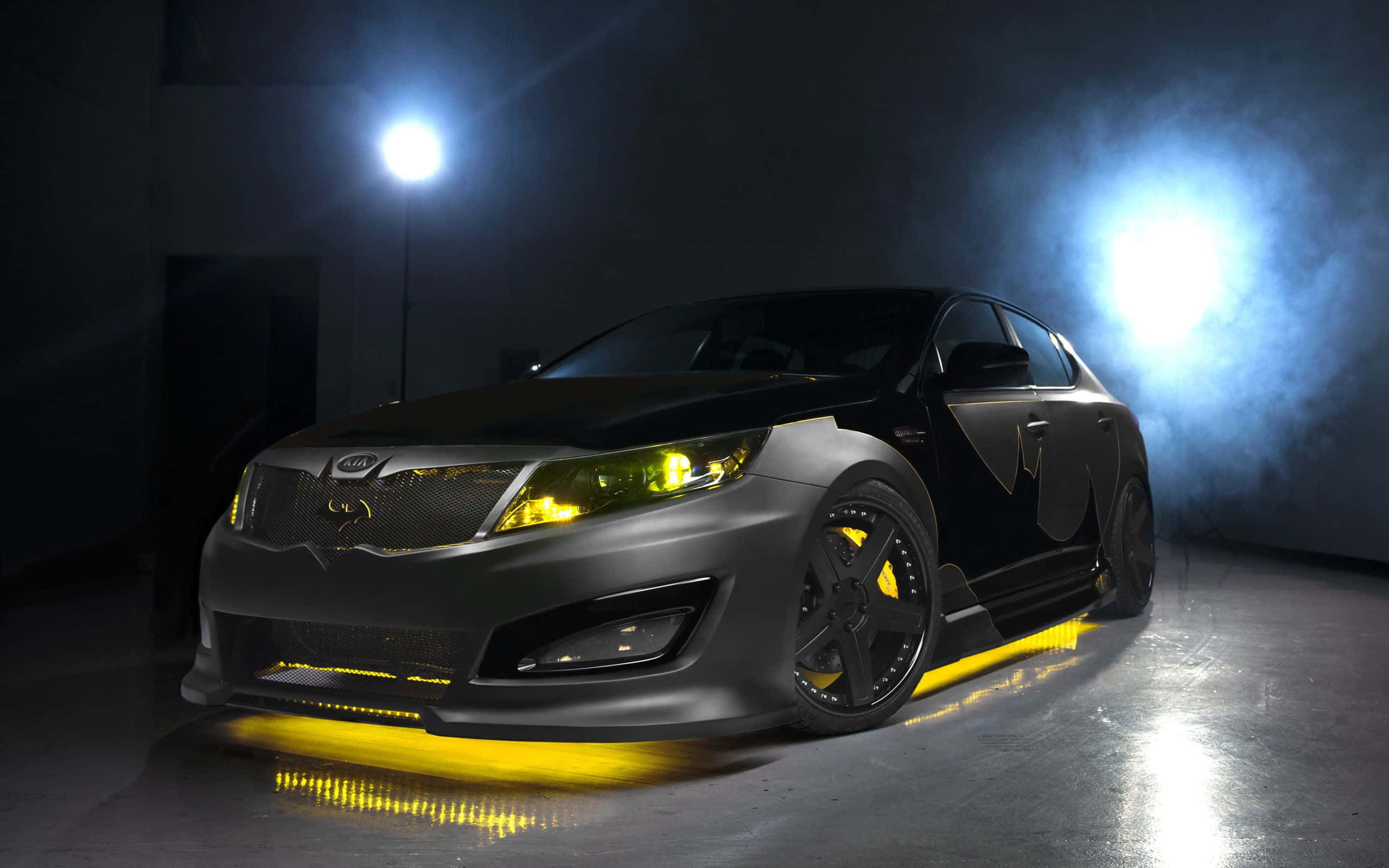 Sierlike en Kragtige Batman-motor wat deur die Nag Sweef Muurpapier