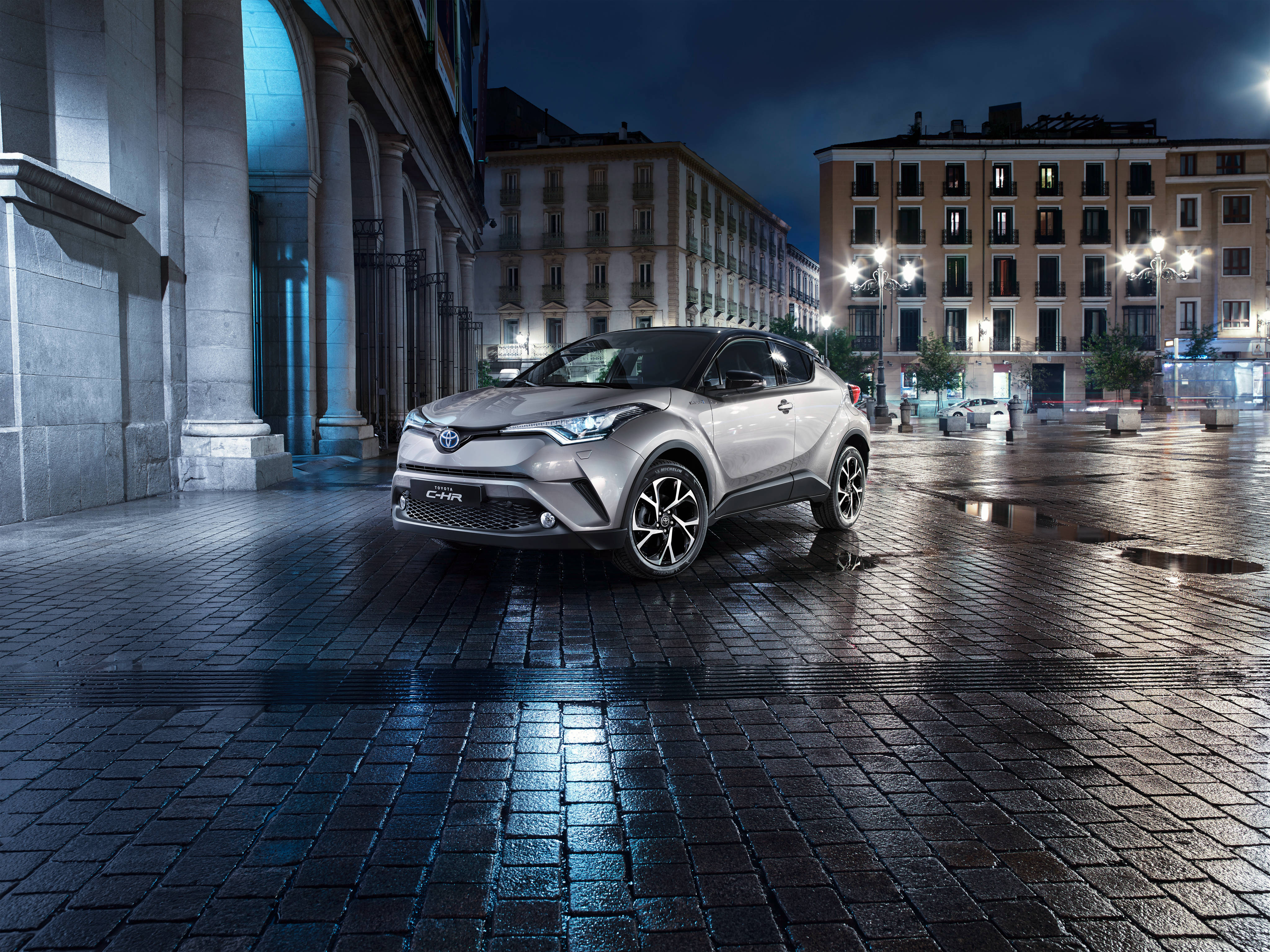 Sierlike Grys CH-R Model Toyota 4K Muurpapier