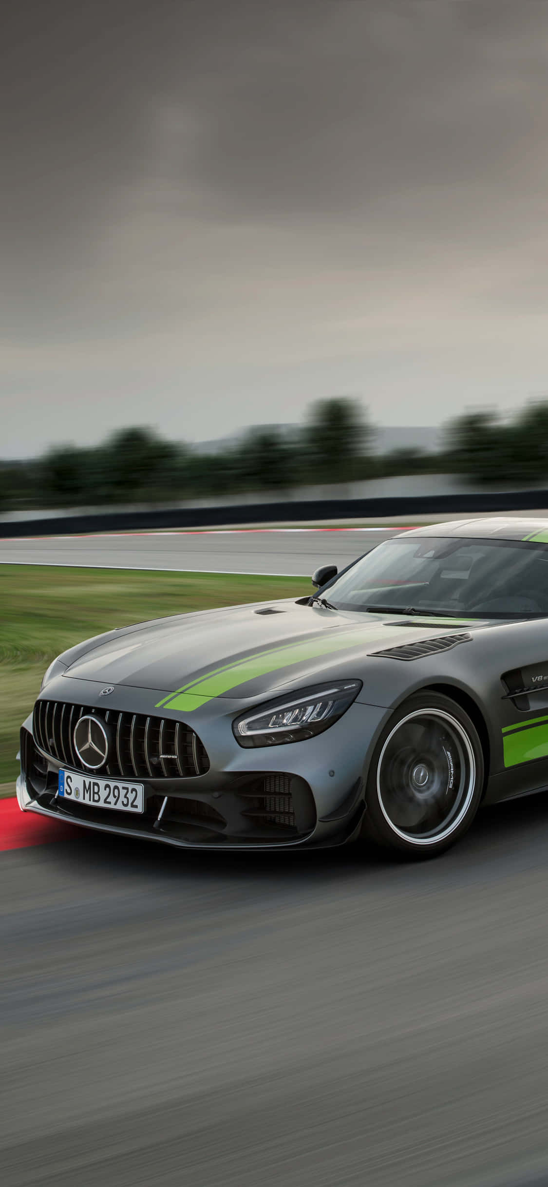Silwer Groen iPhone Xs Mercedes AMG Agtergrond Muurpapier