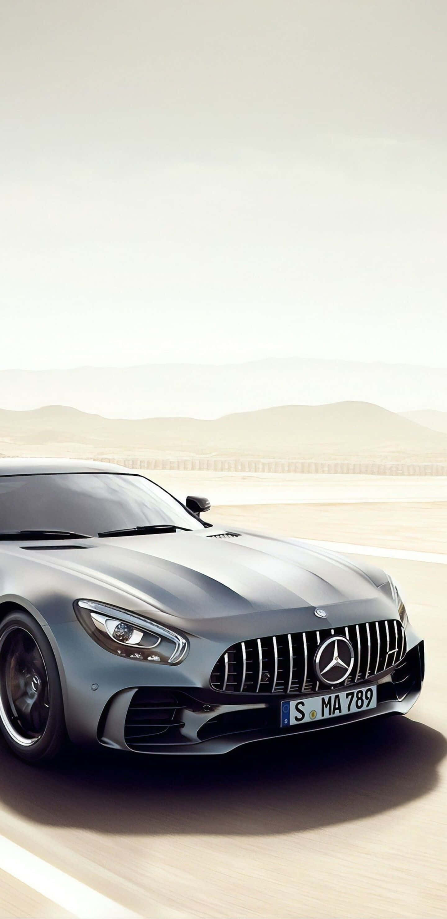 Silwer Mercedes in Woestynpad Pixel 3XL AMG GT-R Agtergrond Muurpapier