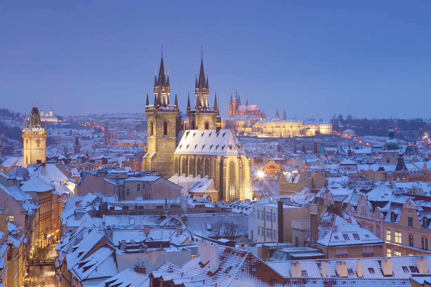 Sneeubedekte Praag Muurpapier