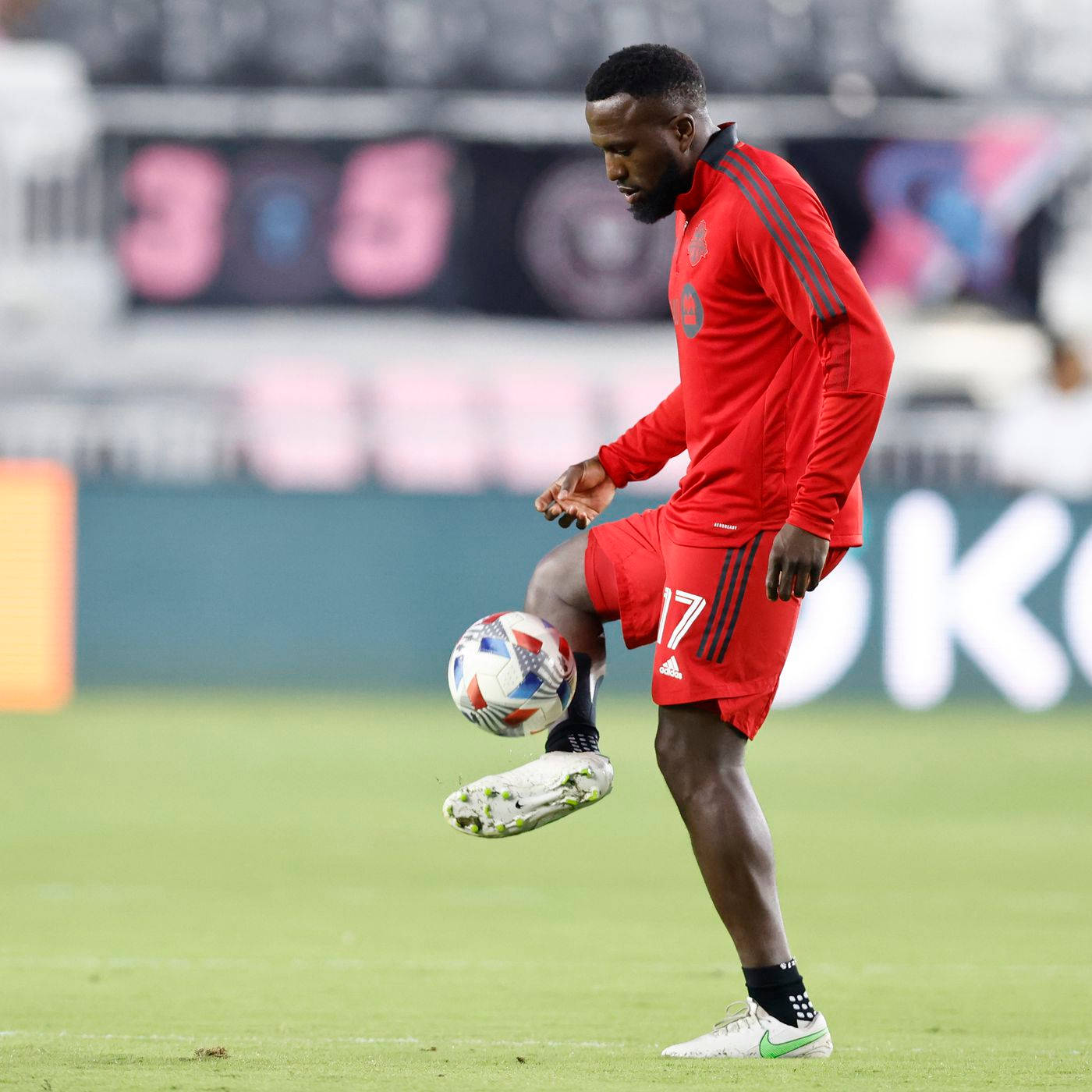 Sokkerspeler Jozy Altidore se Balvaardighede Muurpapier