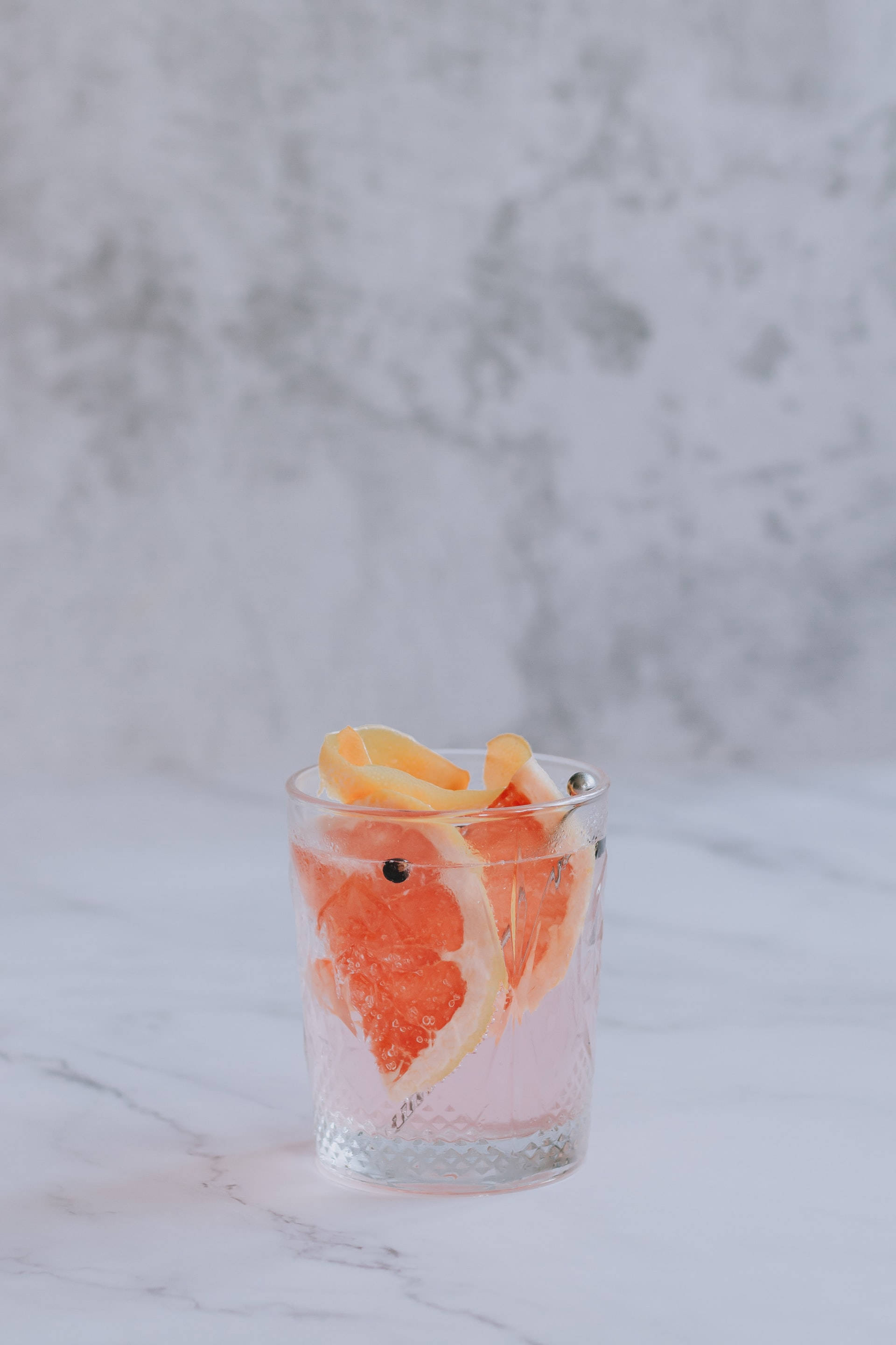Somersetoneel met Gin- en Vrugteinfusie-kombinasie Muurpapier