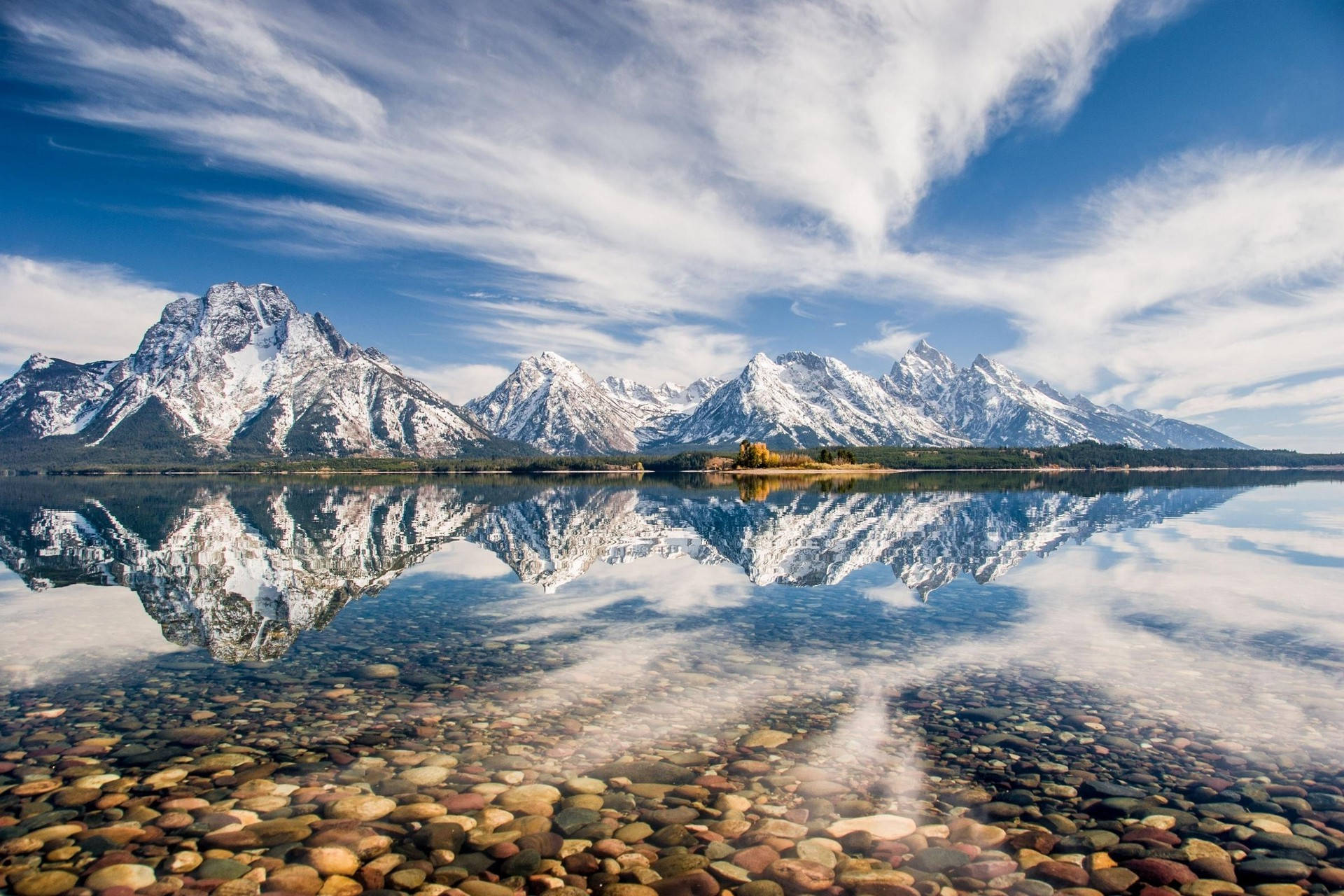 Spieëlbeeld van Grand Teton Nasionale Park Muurpapier