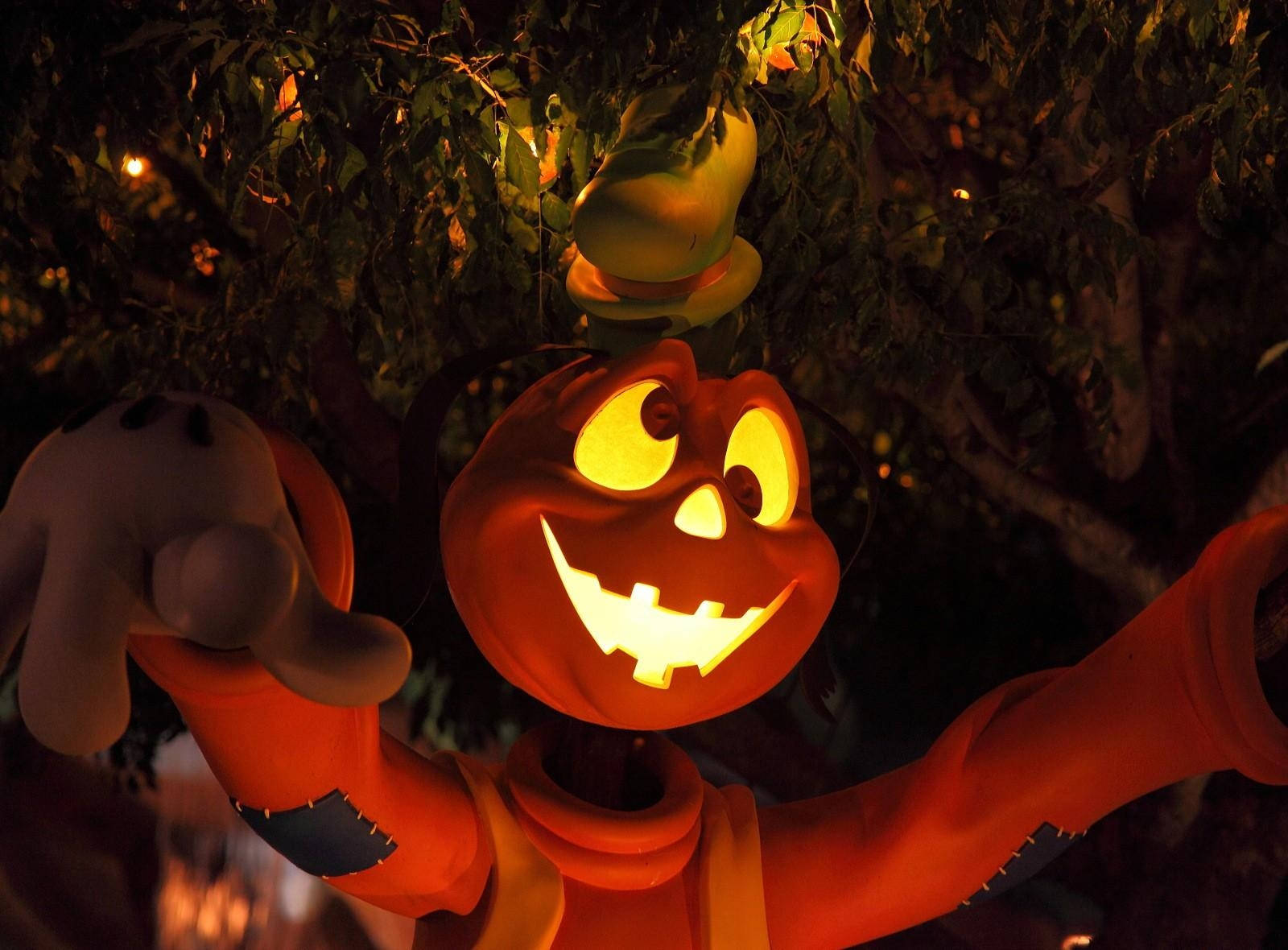 Spotprent Met Halloween-kostuum Muurpapier