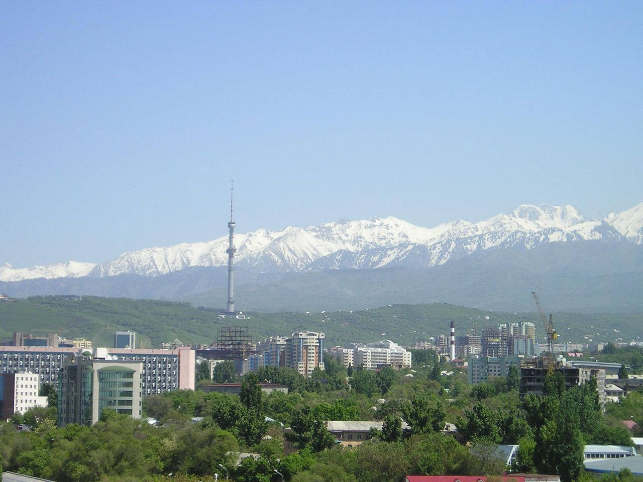 Stad Almaty, Kasakstan Muurpapier