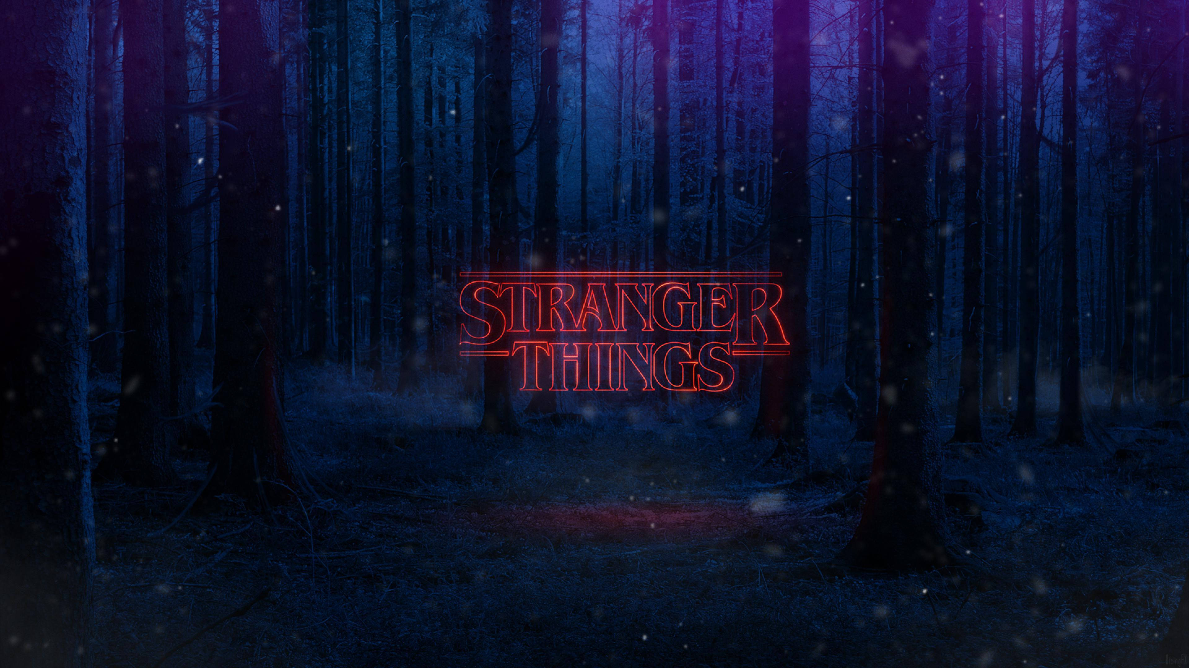 Stranger Things 4K Woordmerk in Bos Muurpapier