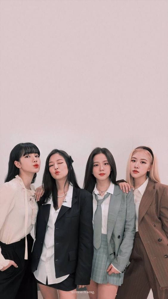 Suit Up Blackpink Estetika Muurpapier