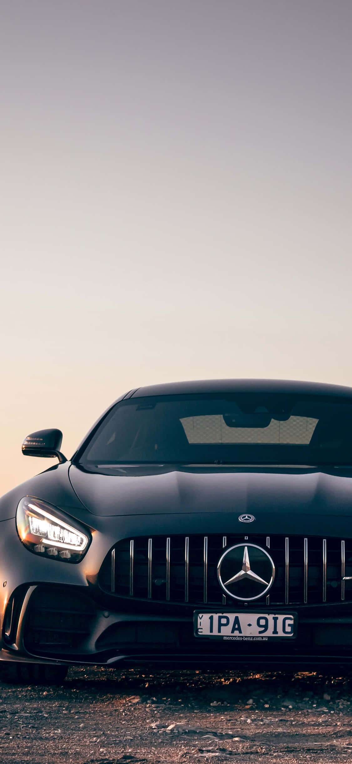 Swart iPhone Xs Mercedes AMG Agtergrond Muurpapier