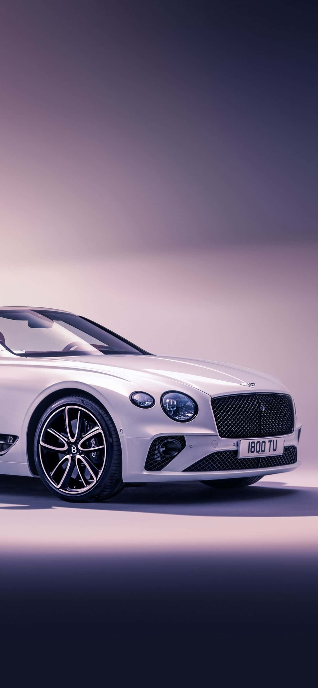 Sy-aansig van Wit Bentley iPhone Muurpapier