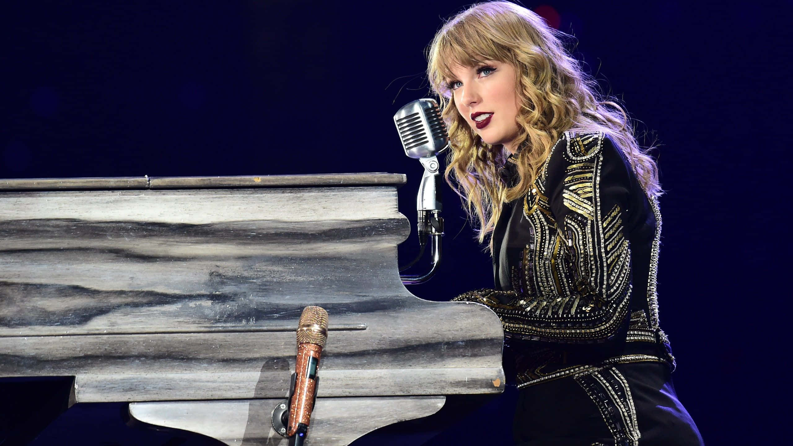 Taylor Swift Folklore Wêreldtoer Konsert Muurpapier