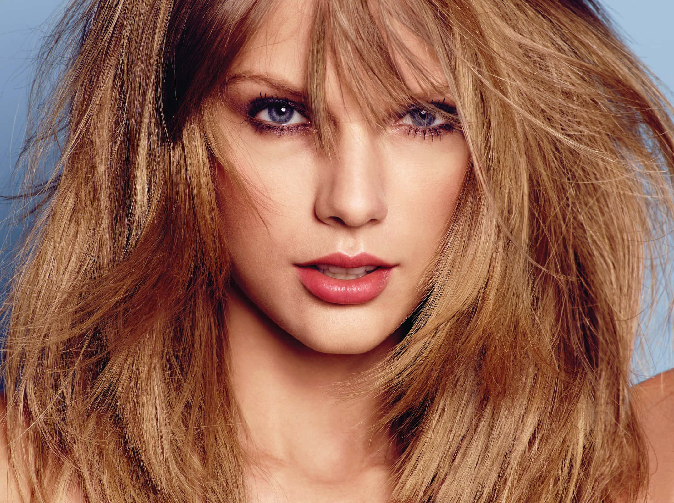 Taylor Swift Pragtig en Swoel Muurpapier