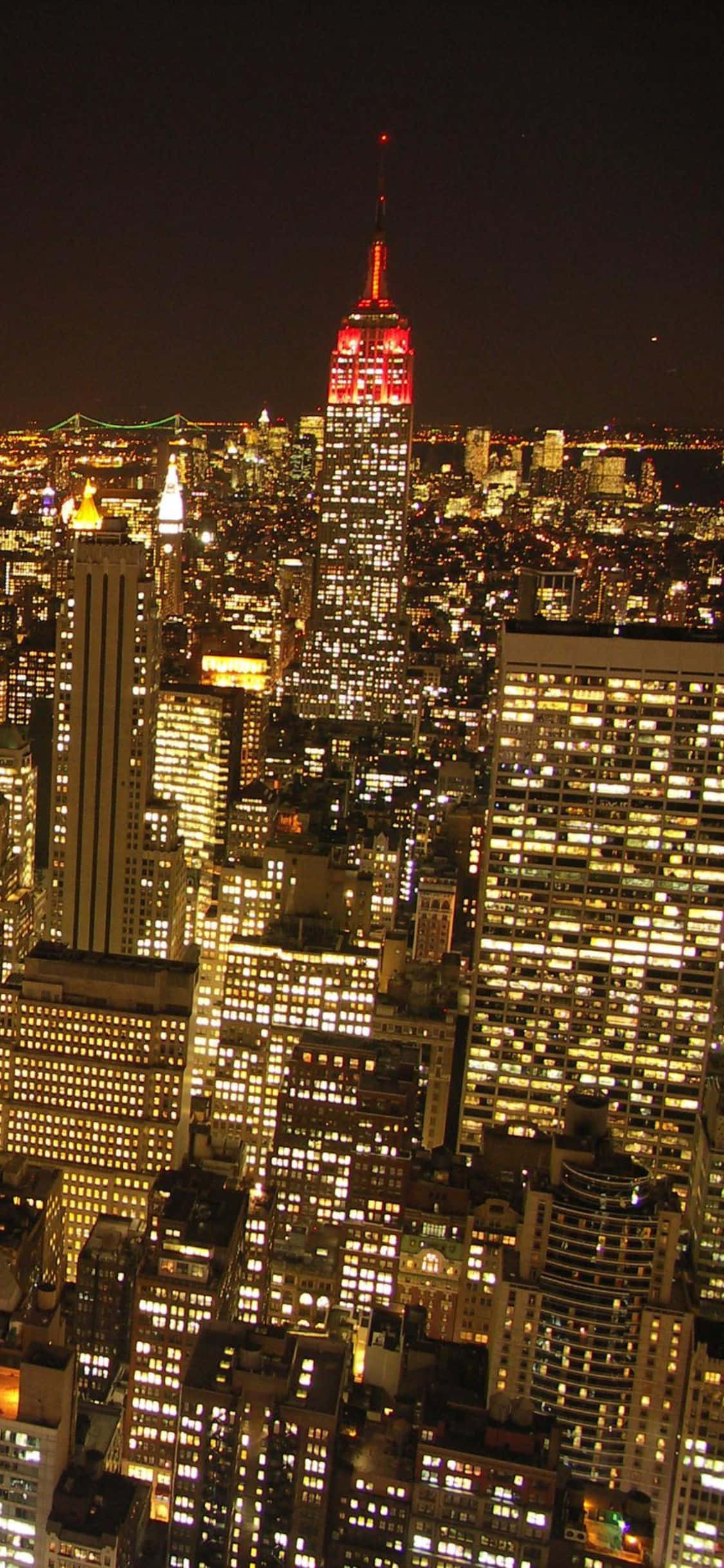 Vaslê die skoonheid van 'n bedrywige New York Stad met 'n iPhone Xs Muurpapier
