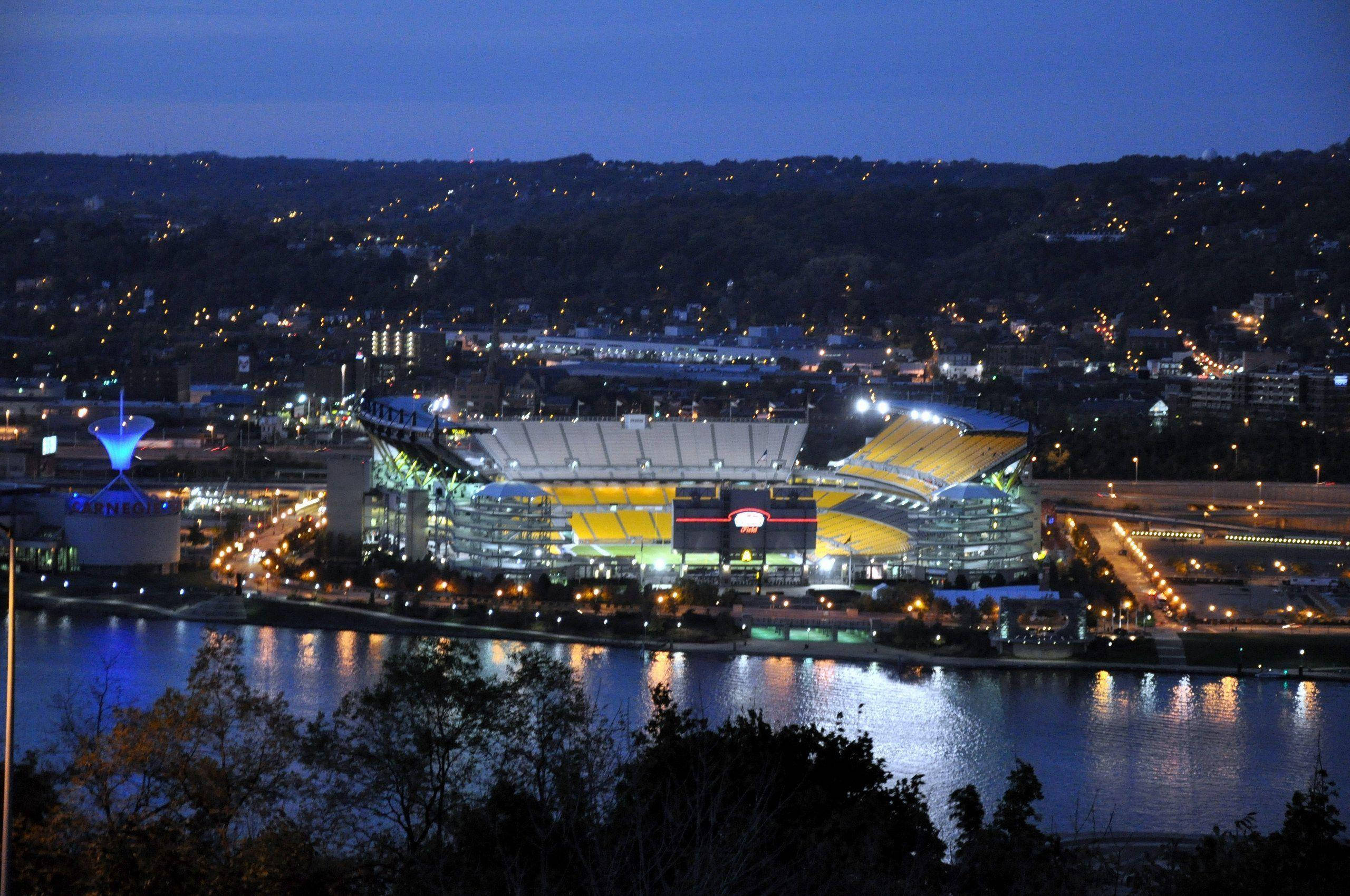 Veraf Pittsburgh-bofbal Muurpapier