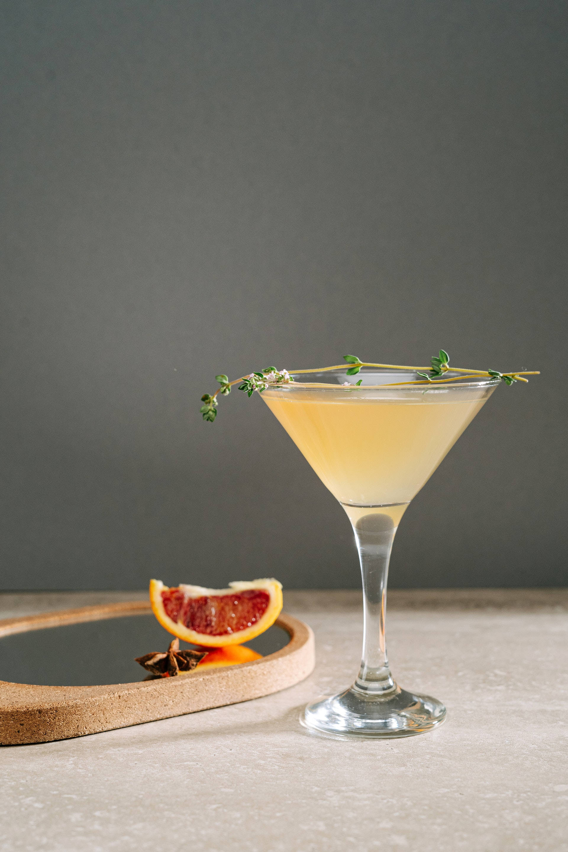 Verfrissende Pomelo Tequila Skemerkelkie Muurpapier