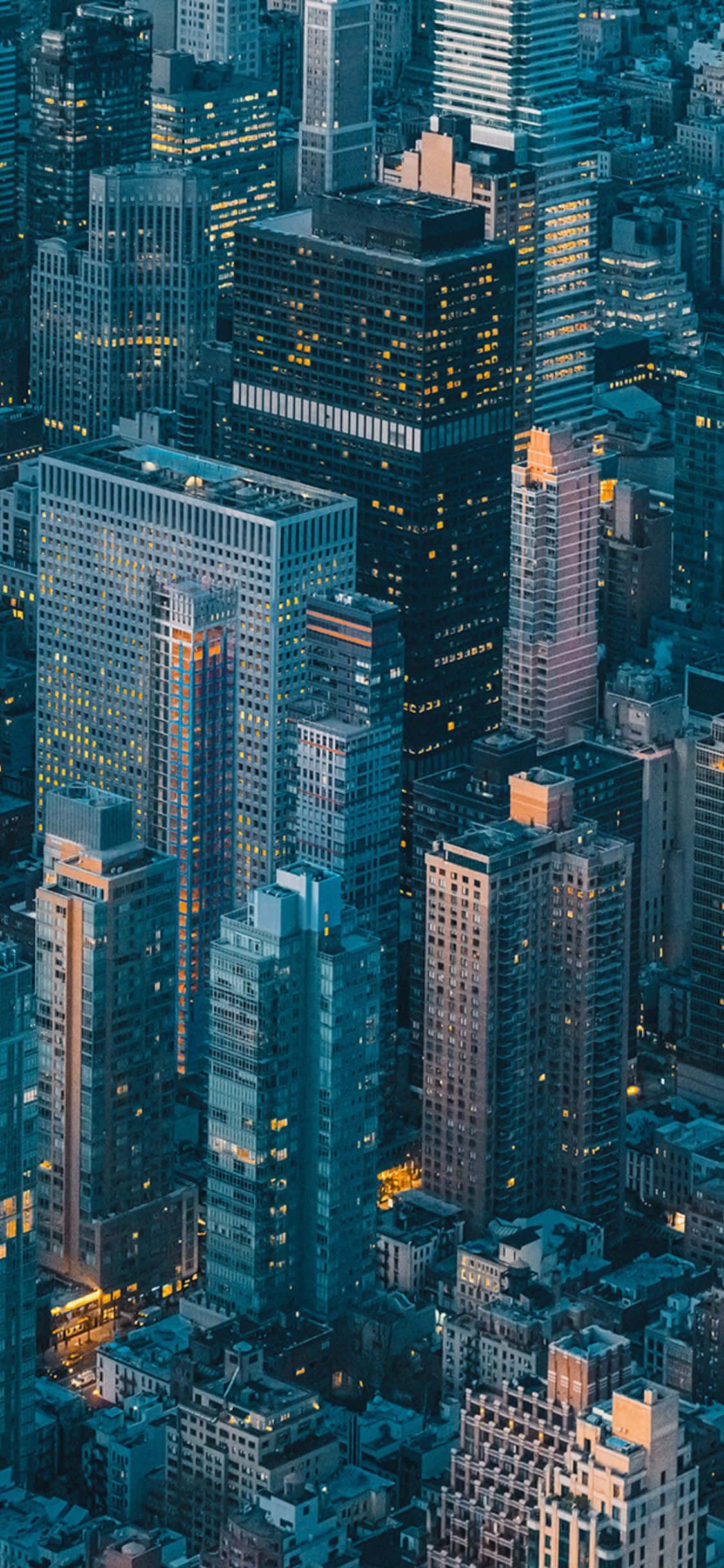 Verken die besienswaardighede van New York bo-op die Empire State-gebou met die splinternuwe iPhone X Muurpapier