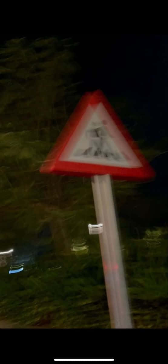 Vervaagde Oorsteekbord Nagtyd Prent Muurpapier