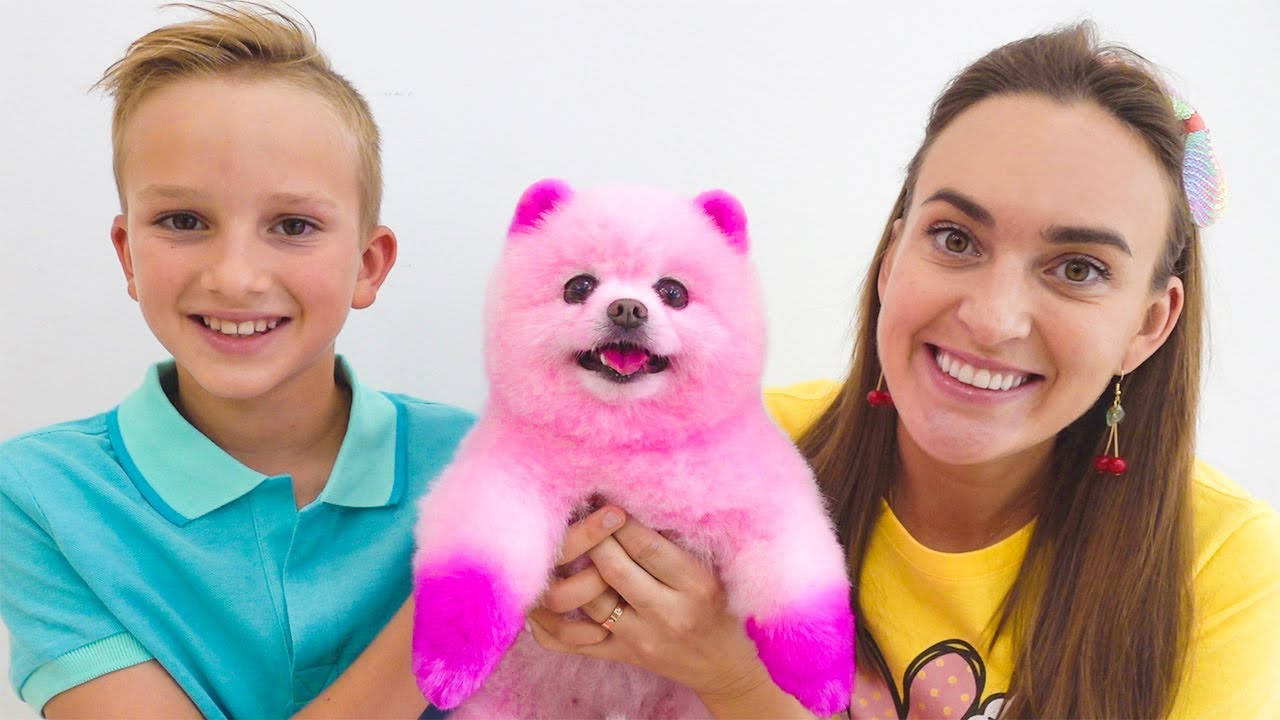 Vlad en Niki Pienk Hond Muurpapier
