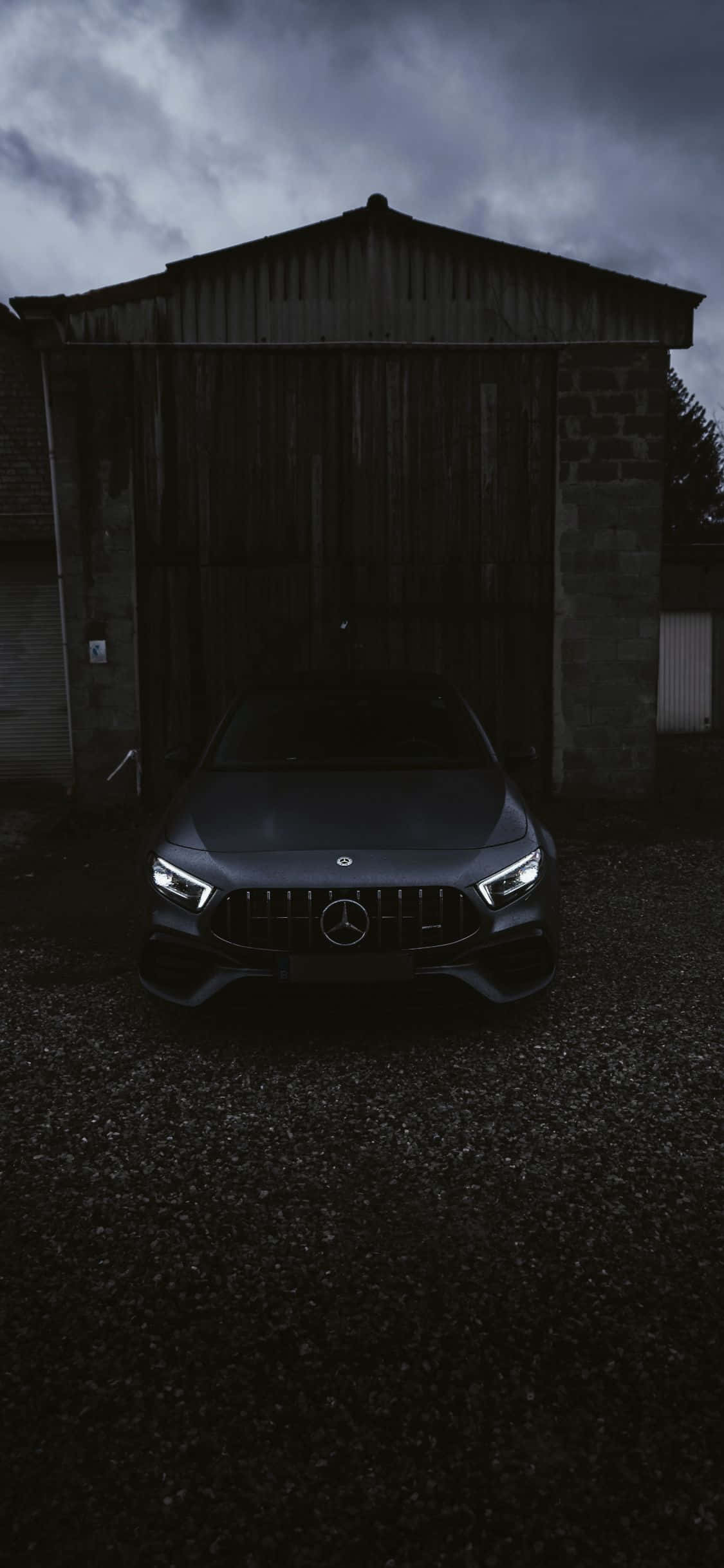 Vooraansig Swart iPhone Xs Mercedes AMG Agtergrond Muurpapier