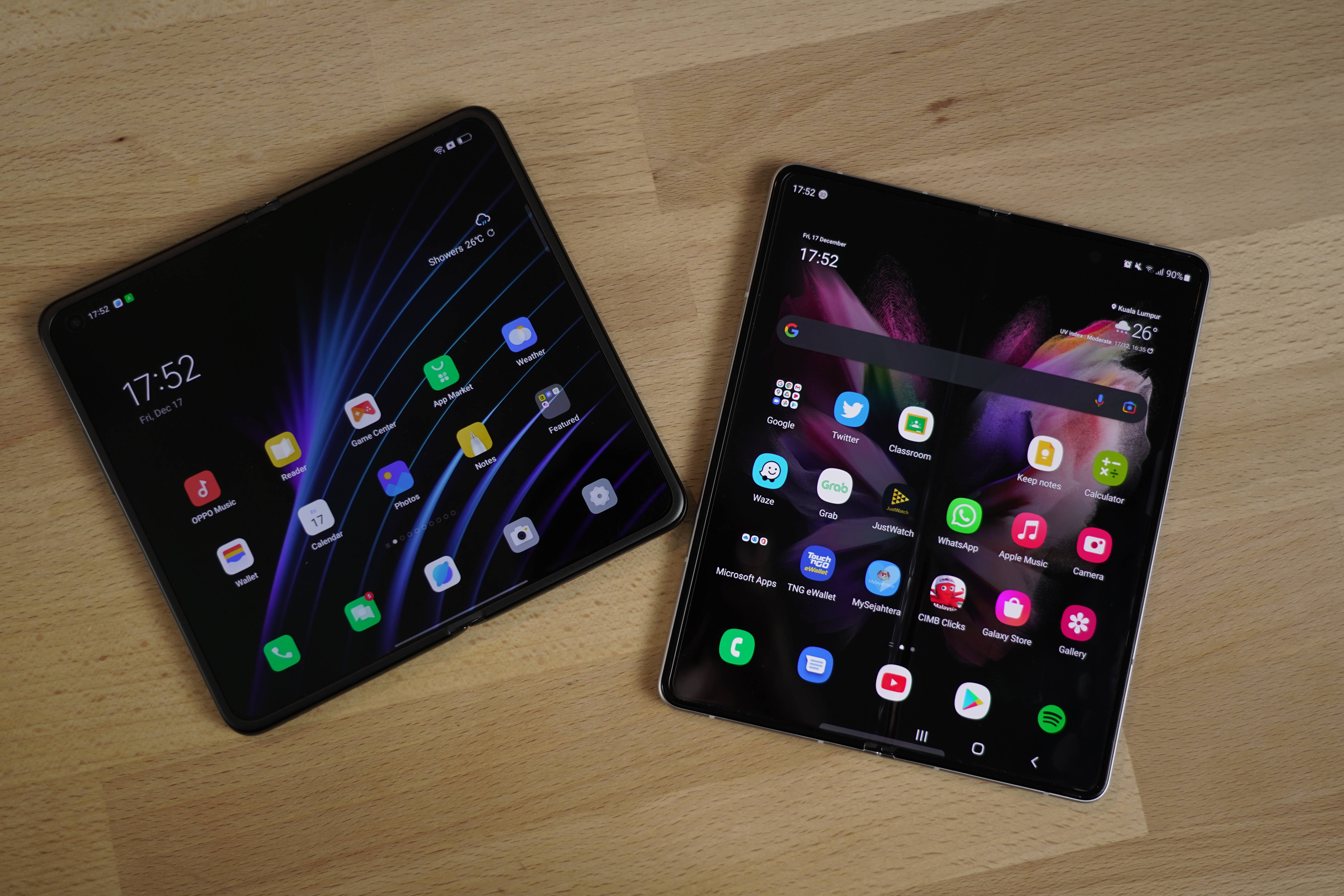 Voubare Oppo en Samsung Fone Muurpapier