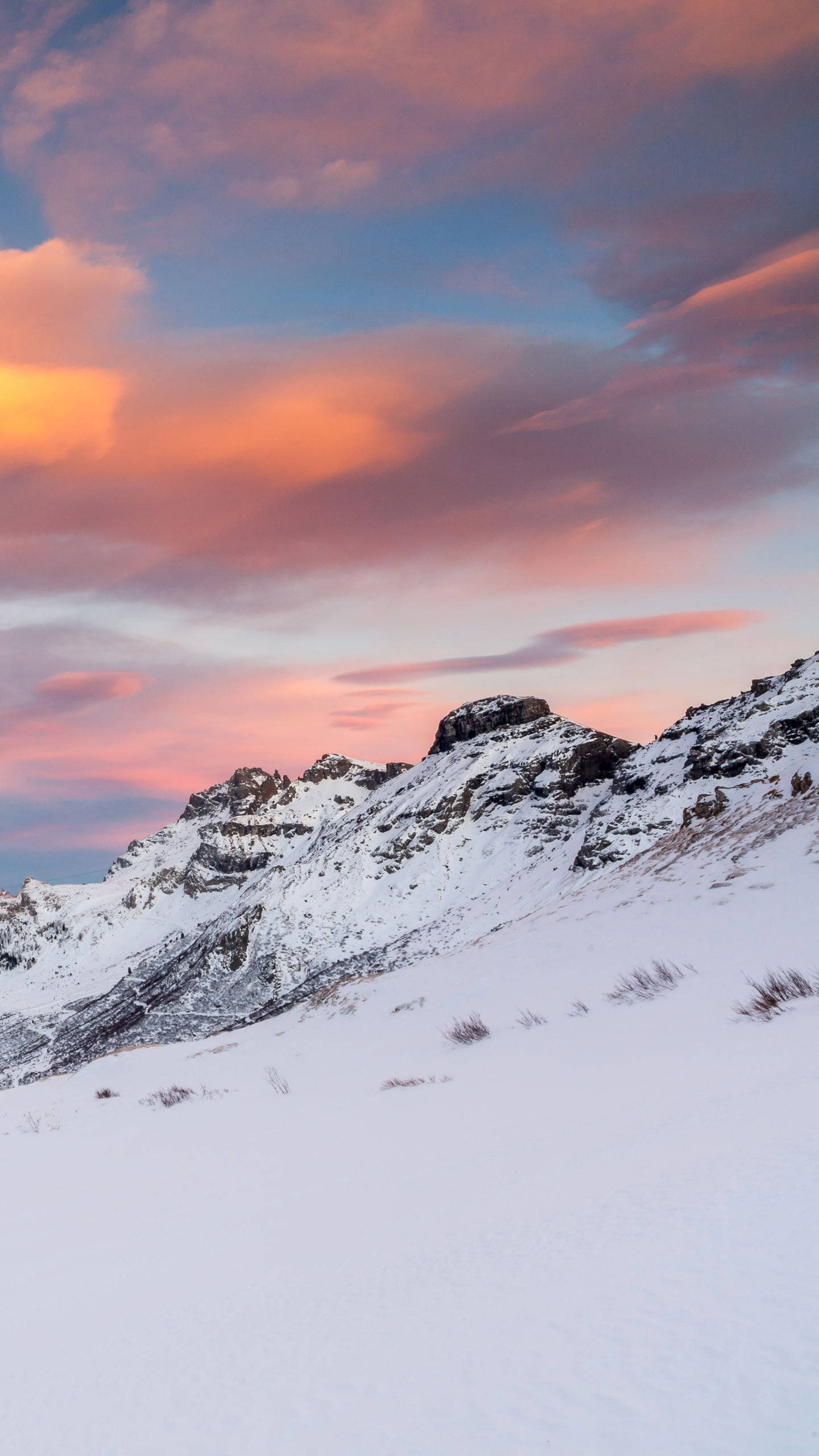 Winterfoon Sneeuberge Muurpapier