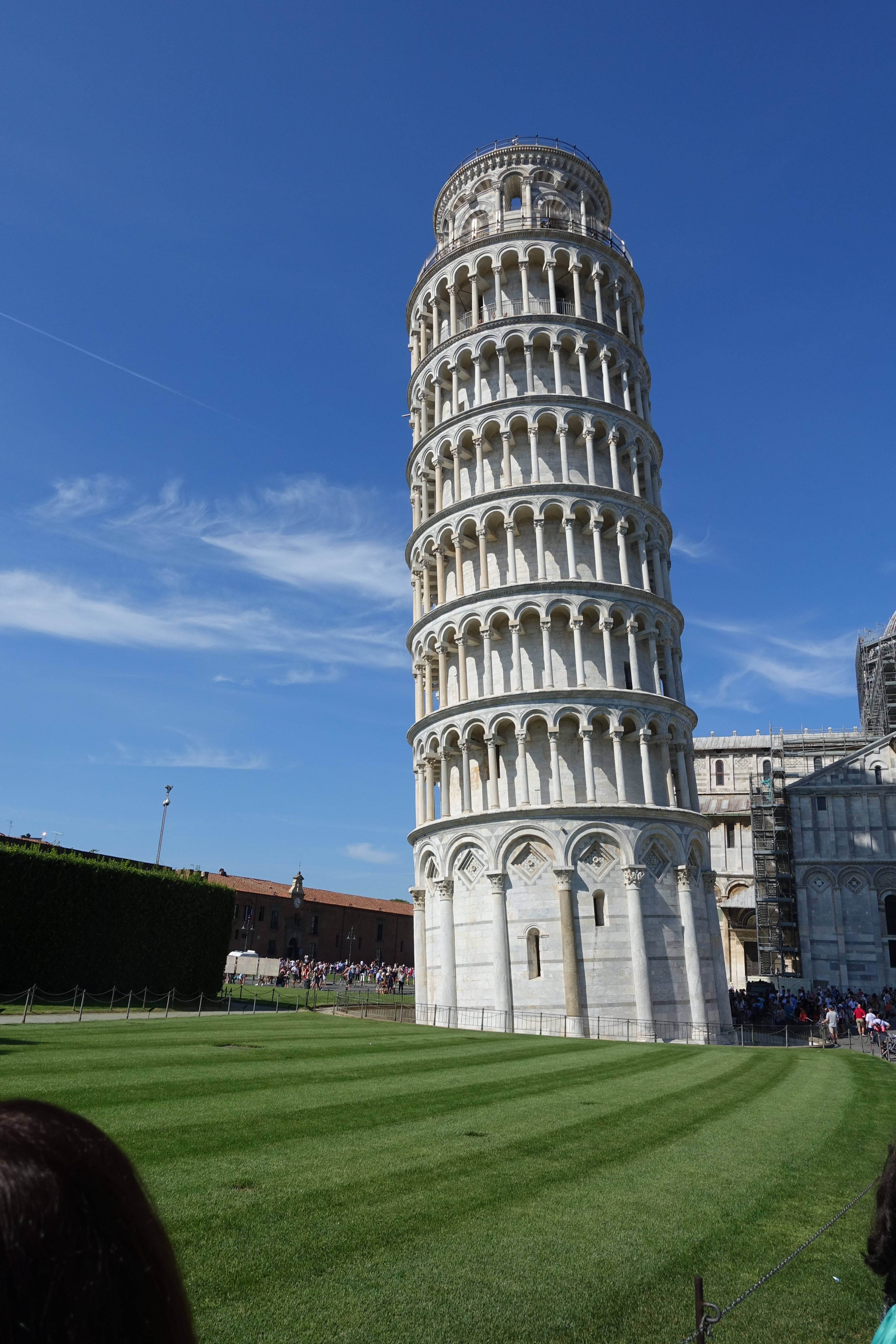 Wonderlike Skewe Toring van Pisa Foon Muurpapier