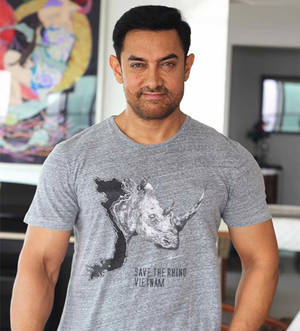 Aamir Khan huis agtergrond — Vivo X Fold3 Muurpapier