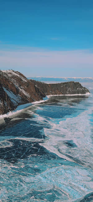 Baikalmeer Berge — Vivo X200 FE Muurpapier