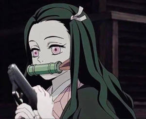 Duiwelmoordenaar Nezuko met Geweer — Demon Slayer Nezuko Muurpapier