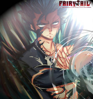 Wonderlike Demon Slayer-agtergrond van Gray Fullbuster met sy swart hare op en die helfte van sy lyf in swart bedek terwyl hy 'n silwer halssnoer dra, uit die anime Fairy Tail.