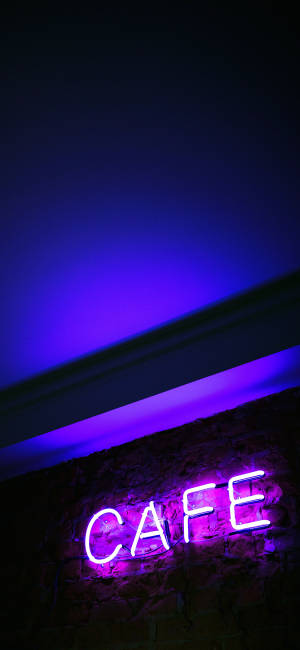 Neon Pers Iphone Kafee Lig — iPhone 17 Pro Max Muurpapier
